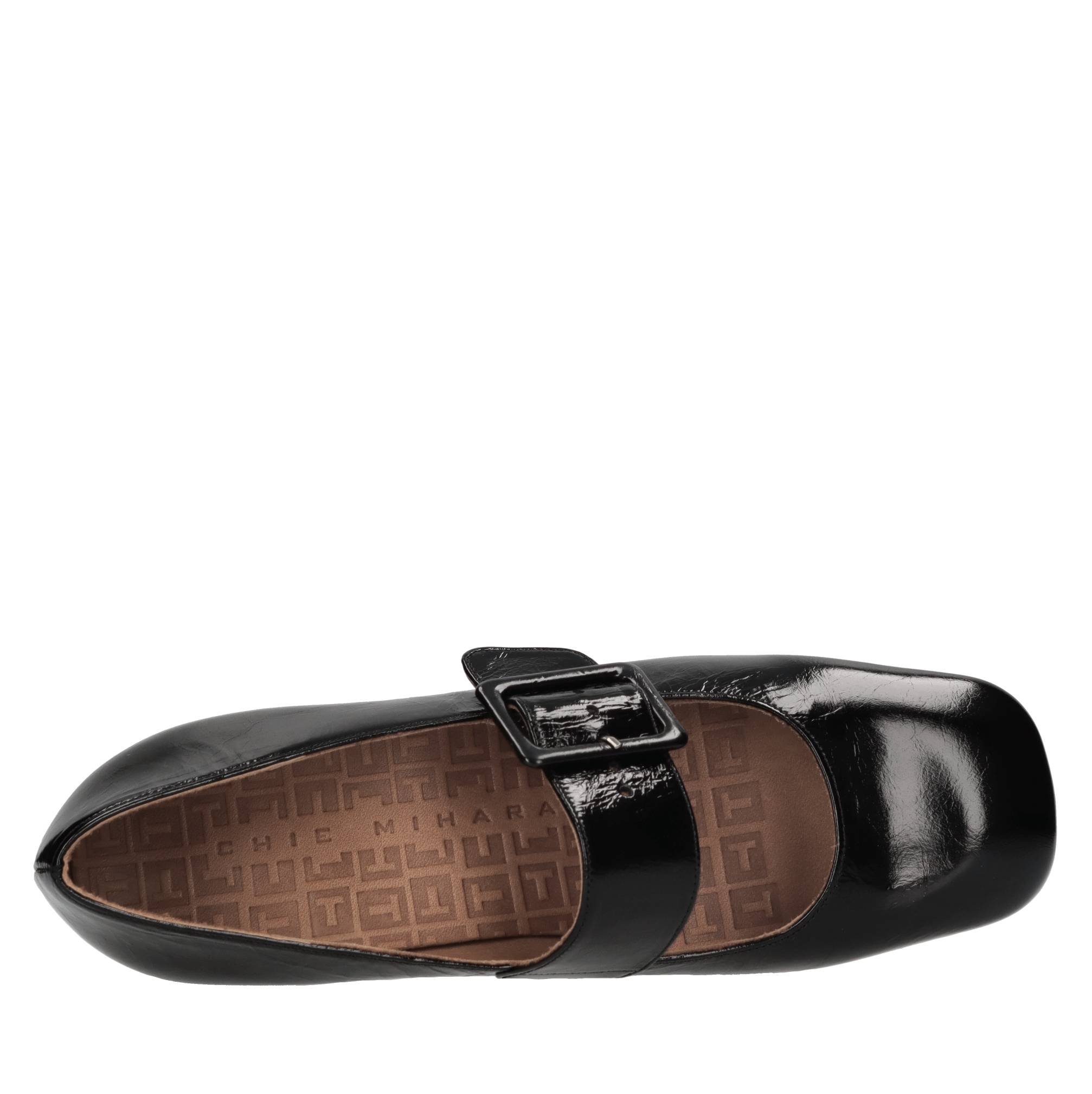 Chie Mihara Chaussures avec talon noir