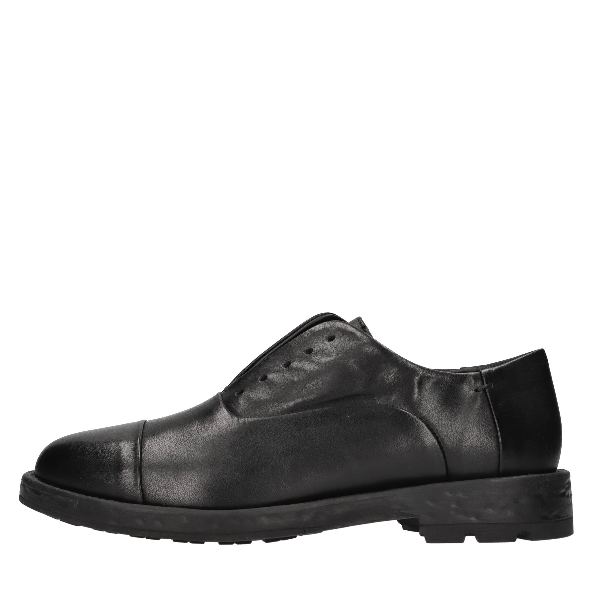 Antica Cuoieria Zapatos bajos Negro