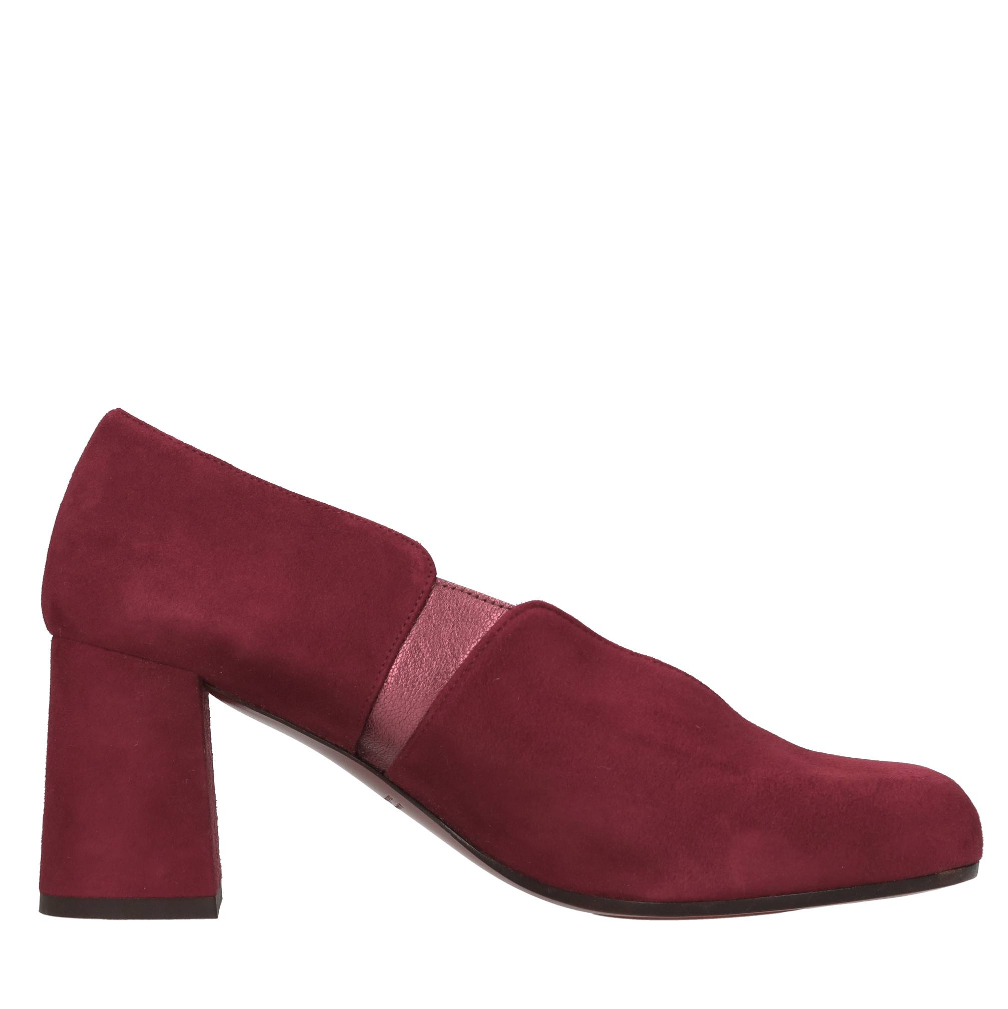 Chie Mihara With Heel