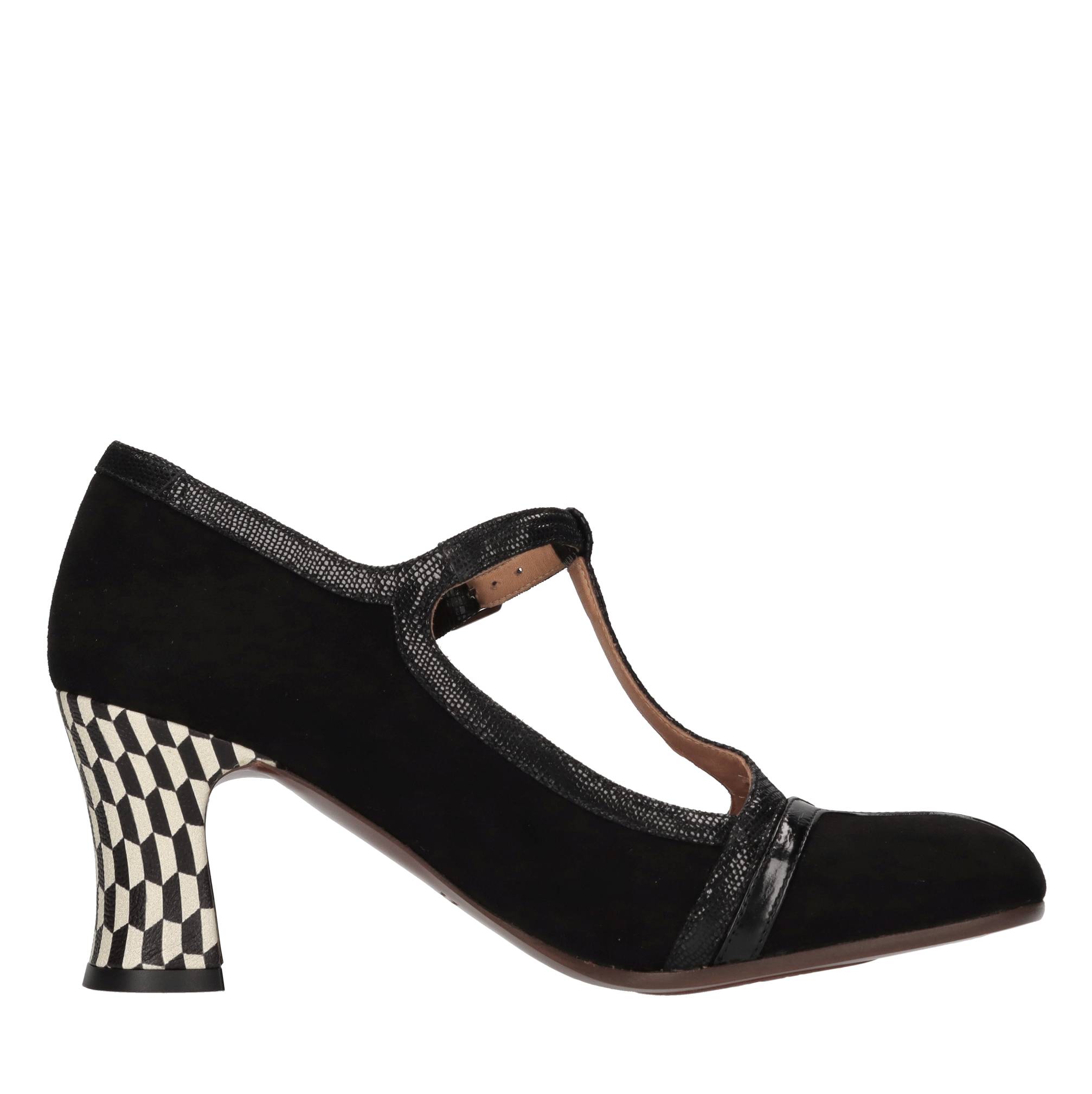 Chie Mihara Scarpe con Tacco Nero