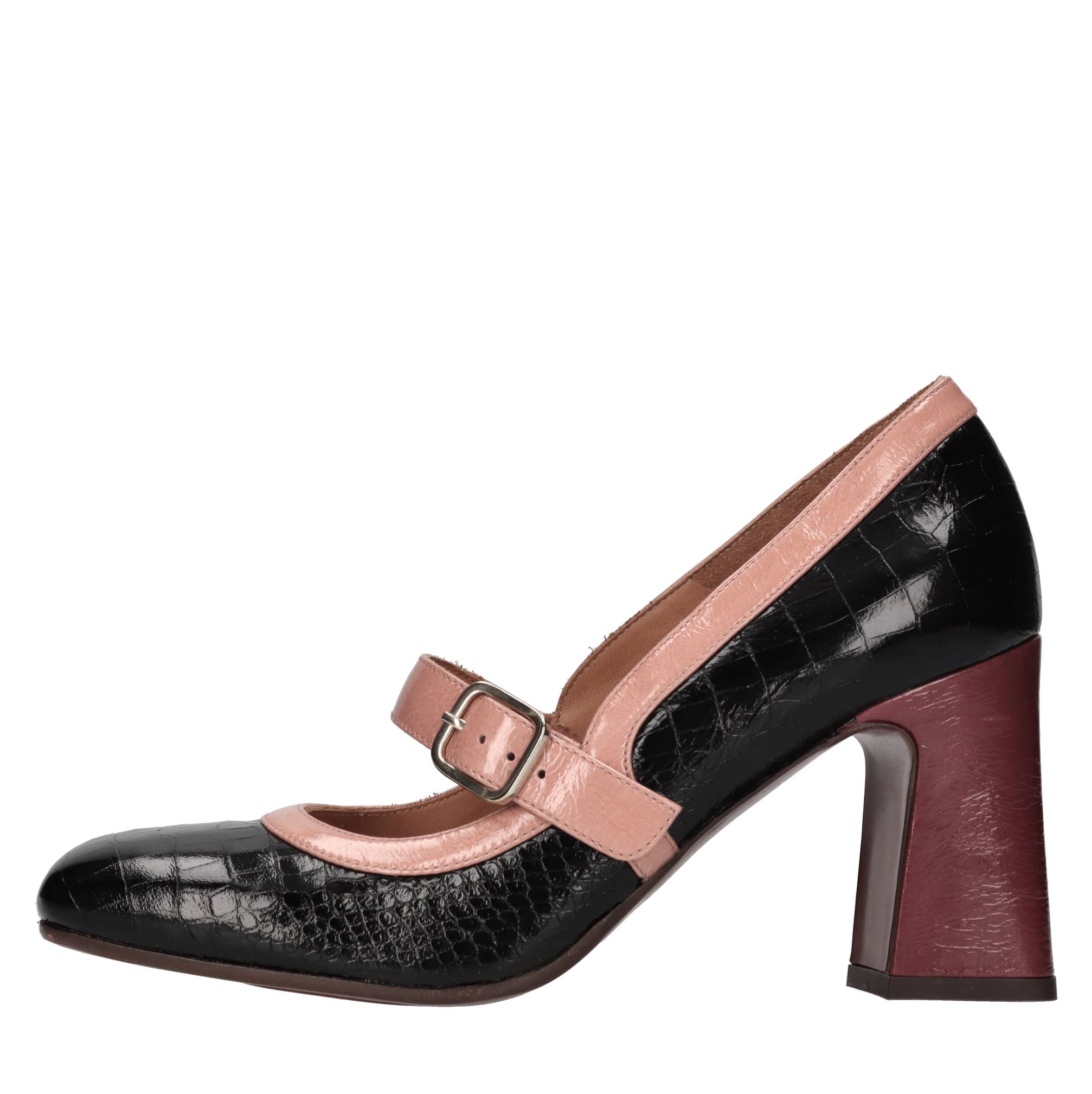 Chie Mihara Chaussures avec talon multicolore