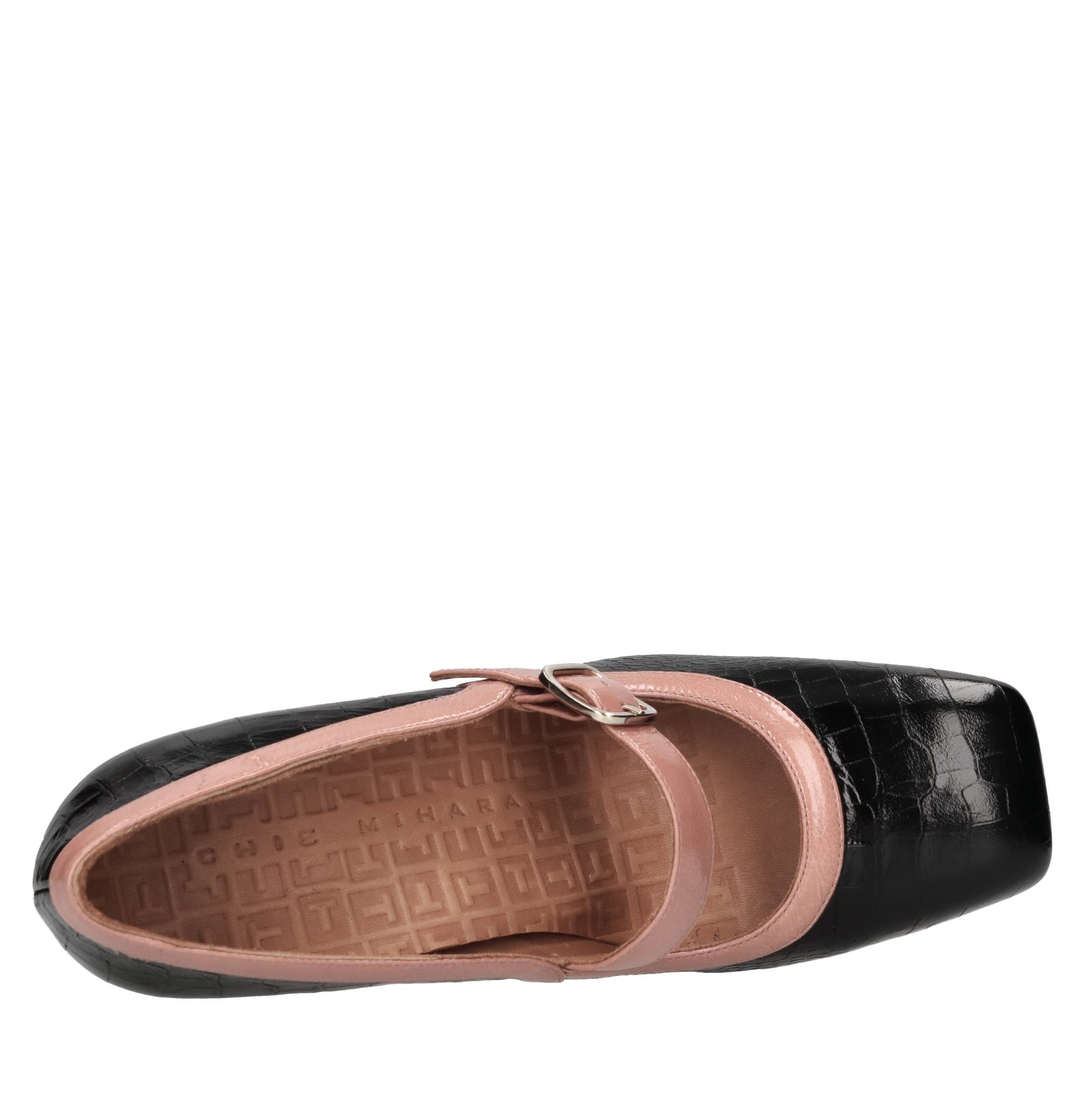 Chie Mihara Chaussures avec talon multicolore