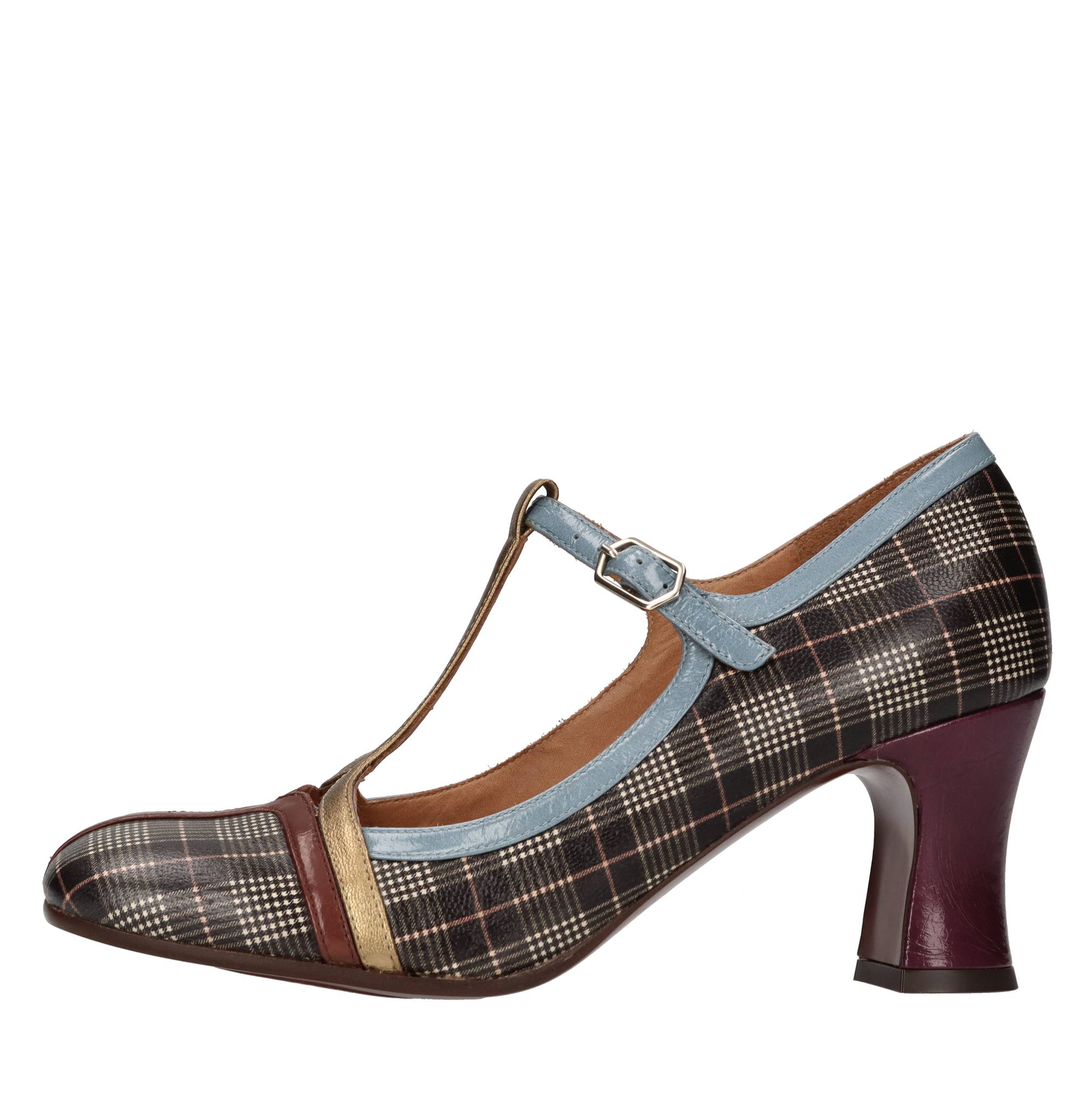 Chie Mihara With Heel