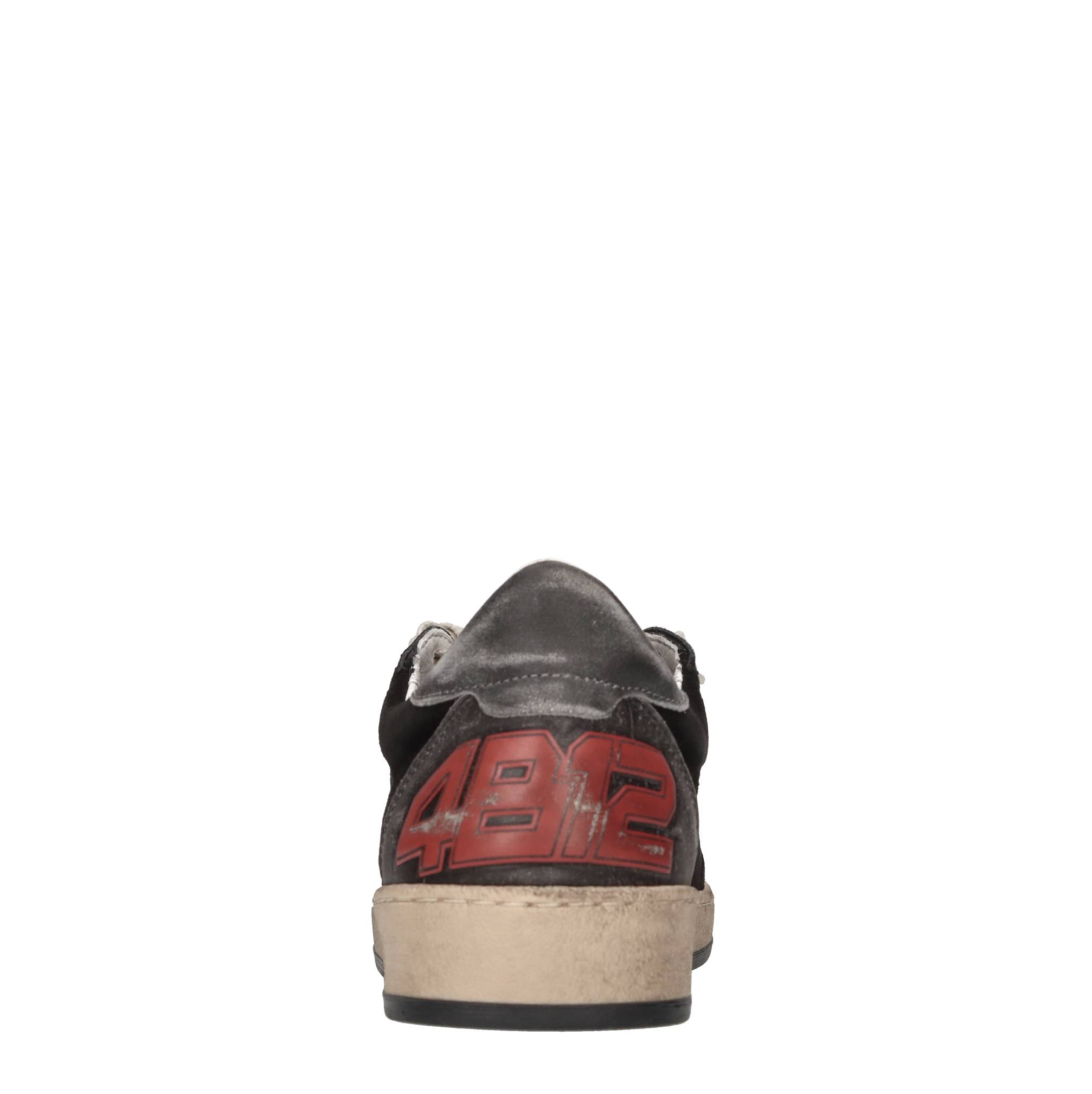 4B12 Sneakers