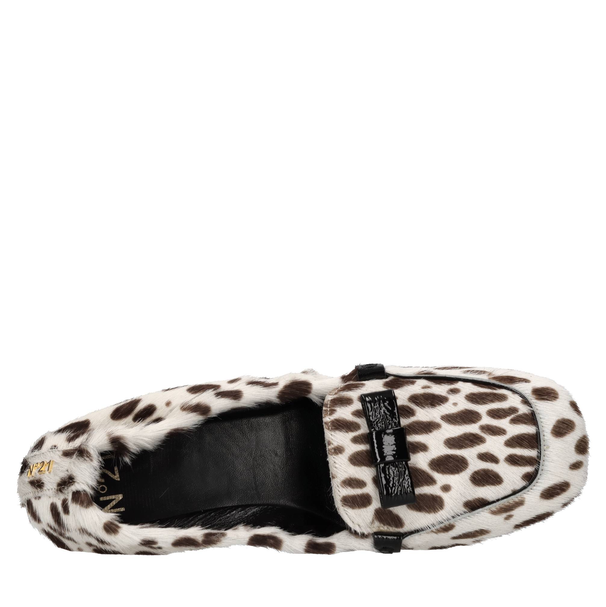N°21 Scarpe basse Animalier