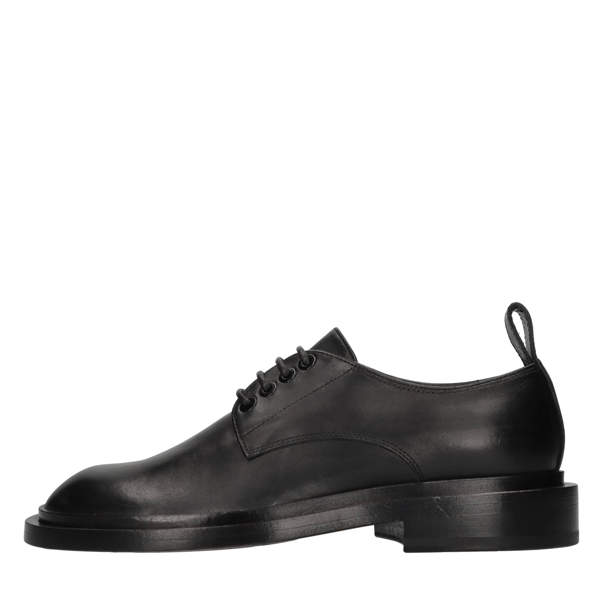 MATTIA CAPEZZANI Flat shoes