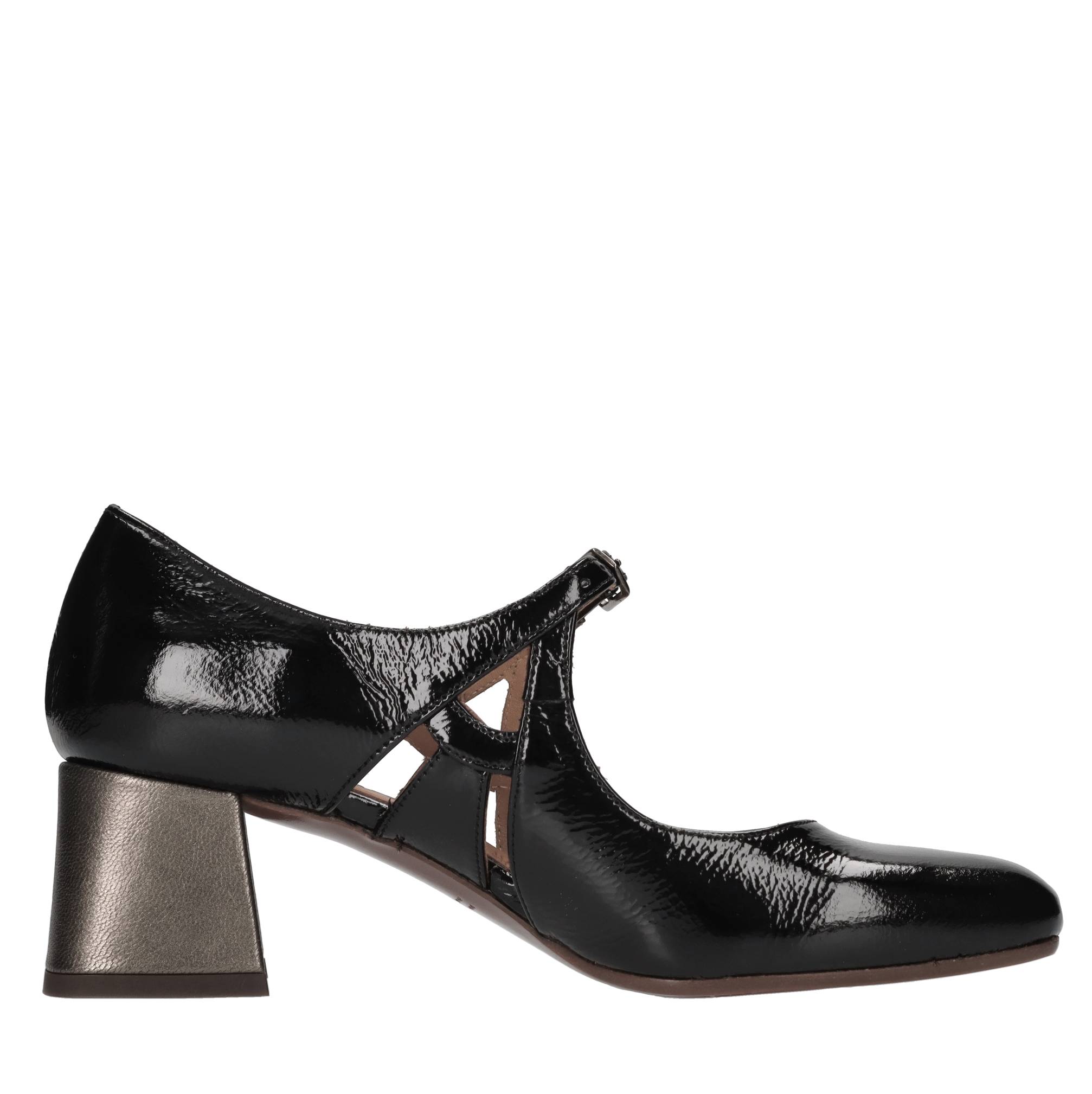 Chie Mihara With Heel