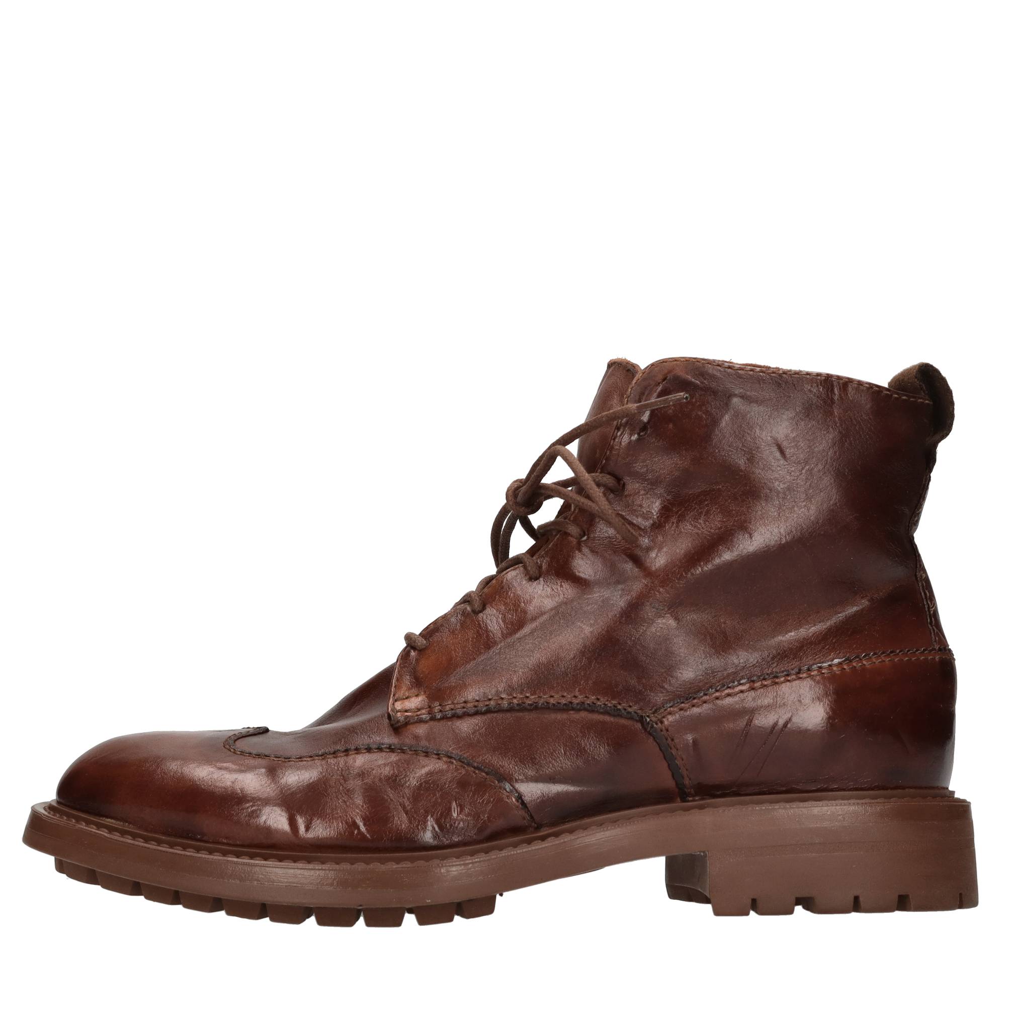 Hundred 100 Schwarze Stiefel