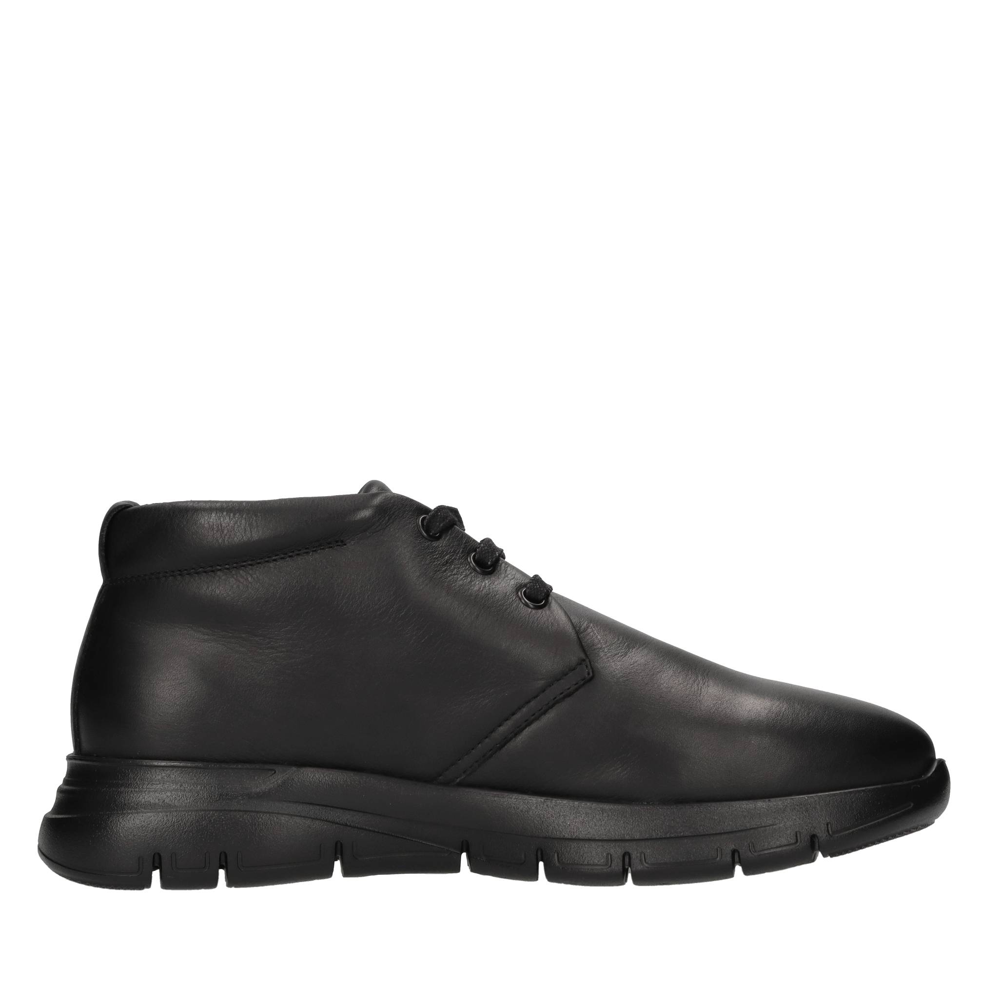 Frau Boots