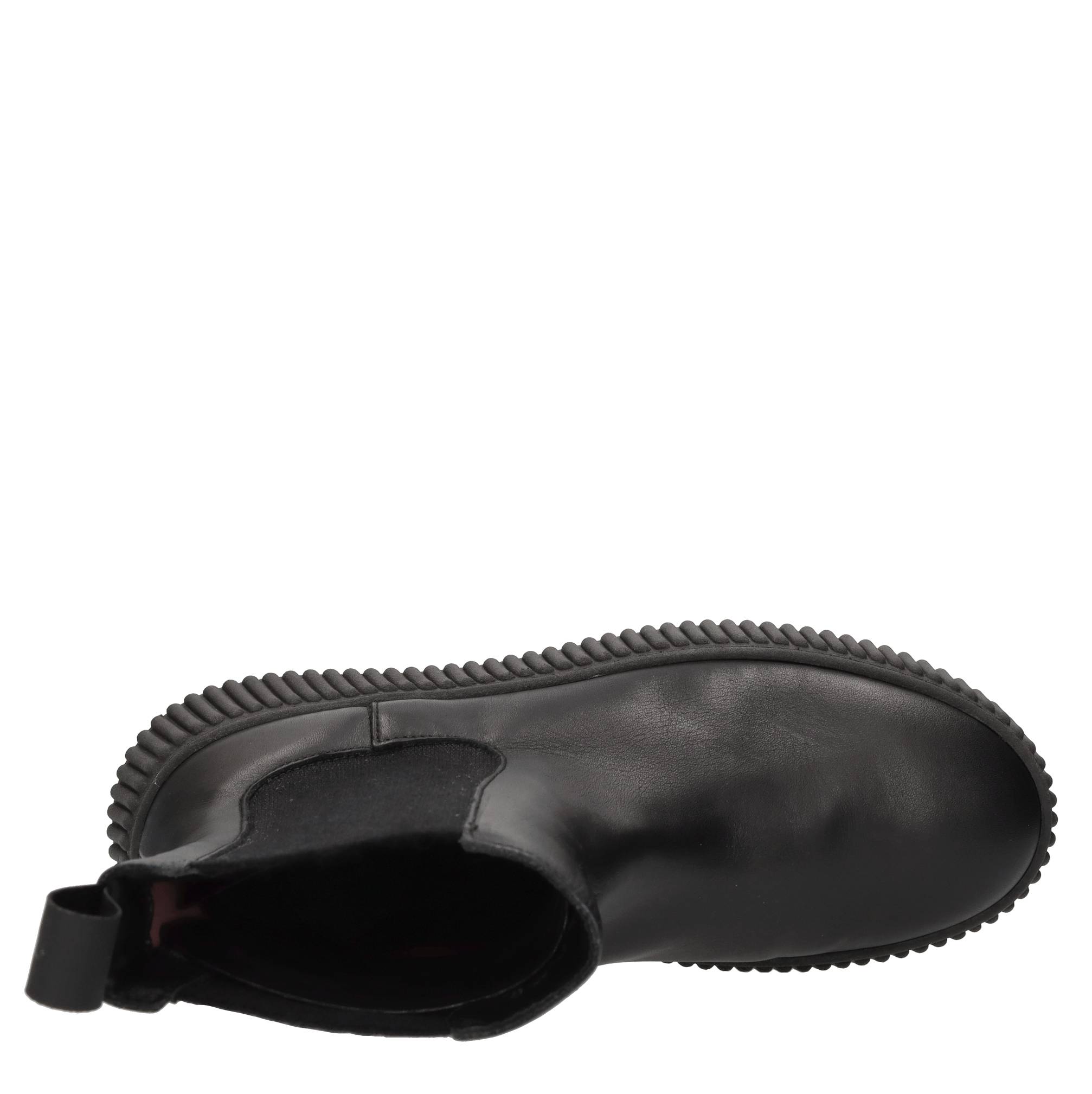Frau Boots
