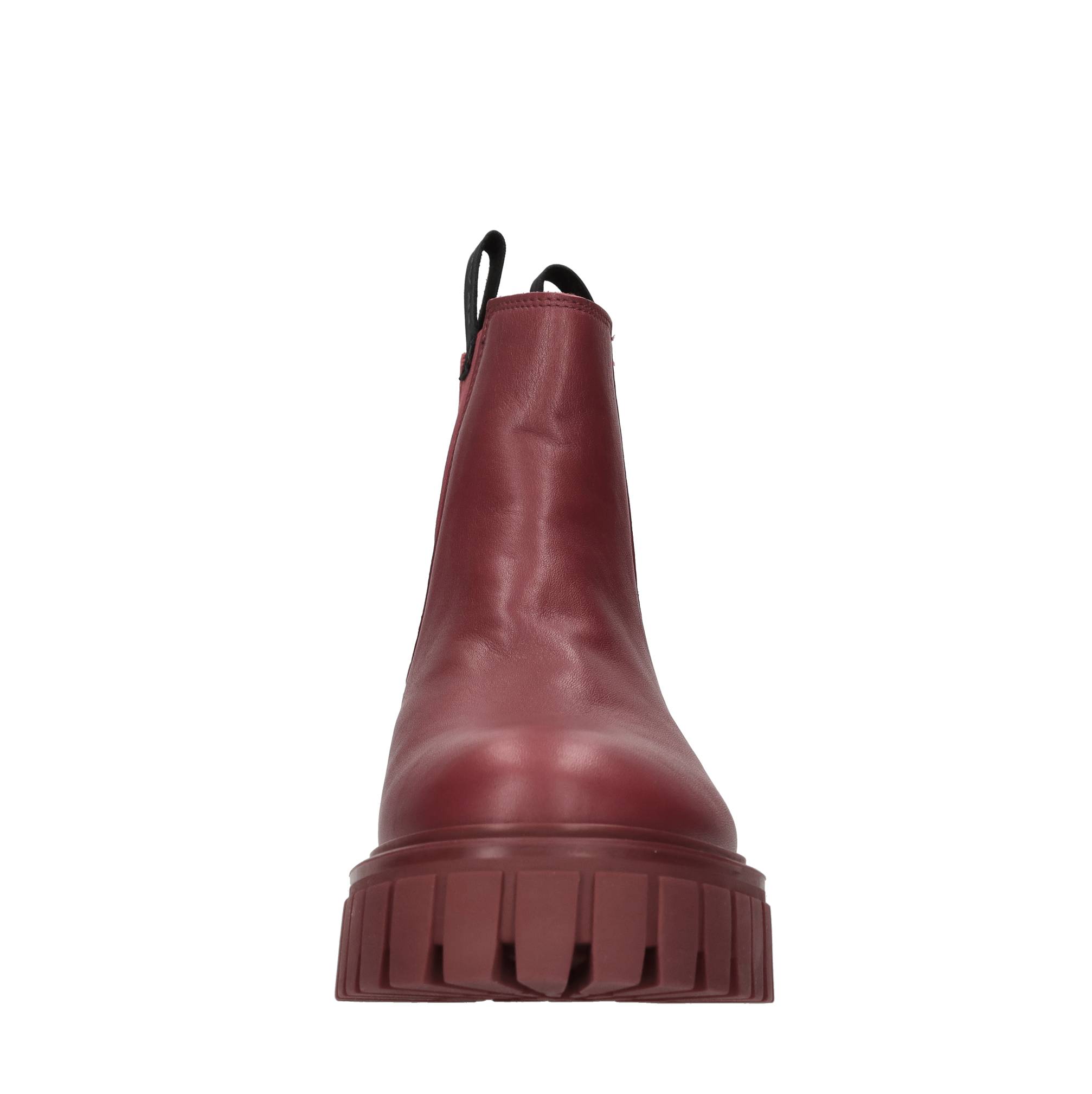 Frau Boots