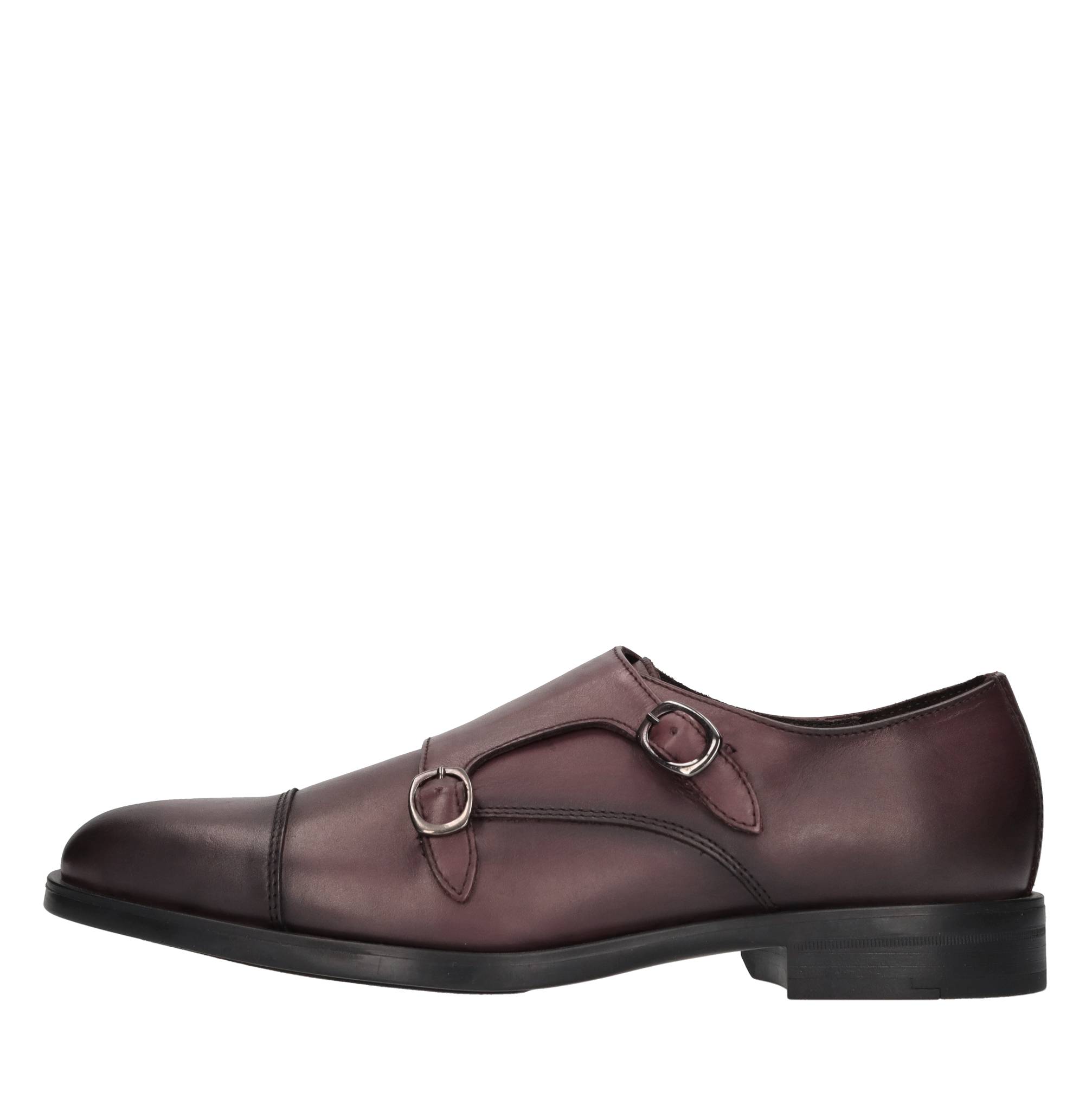 Marco Ferretti Niedrige Schuhe Bordeaux