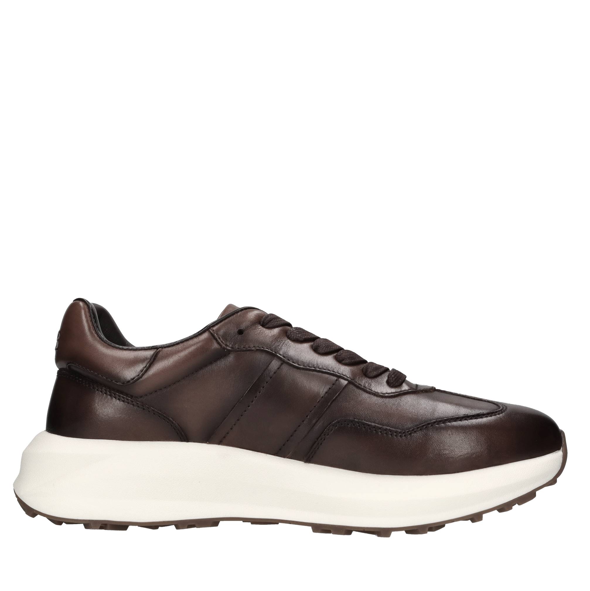 ♪ 4us Sneakers Head of Moro