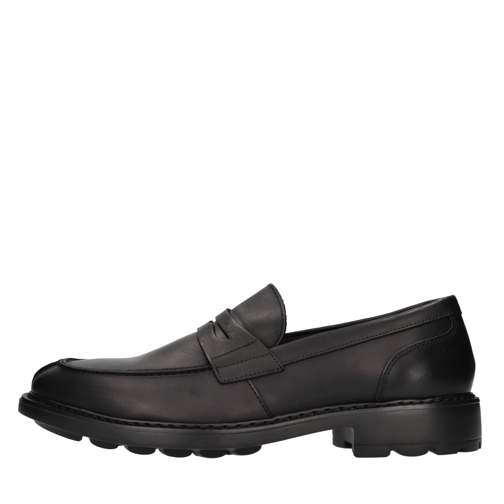 Marco Ferretti Niedrig Schuhe Schwarz