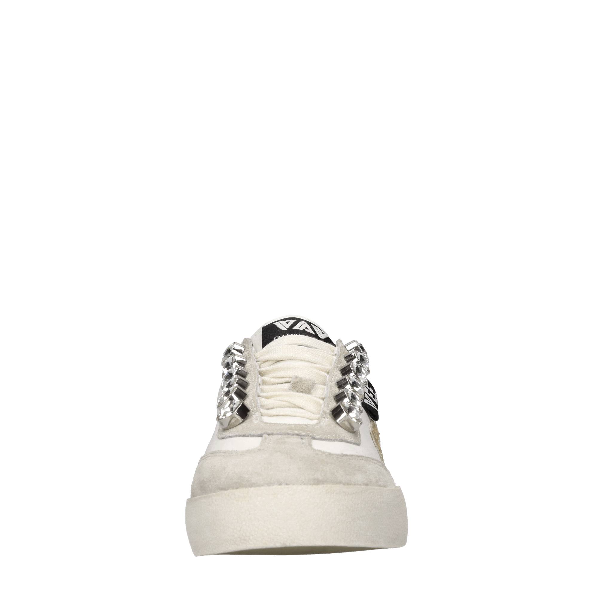 Emanuelle Vee Sneakers