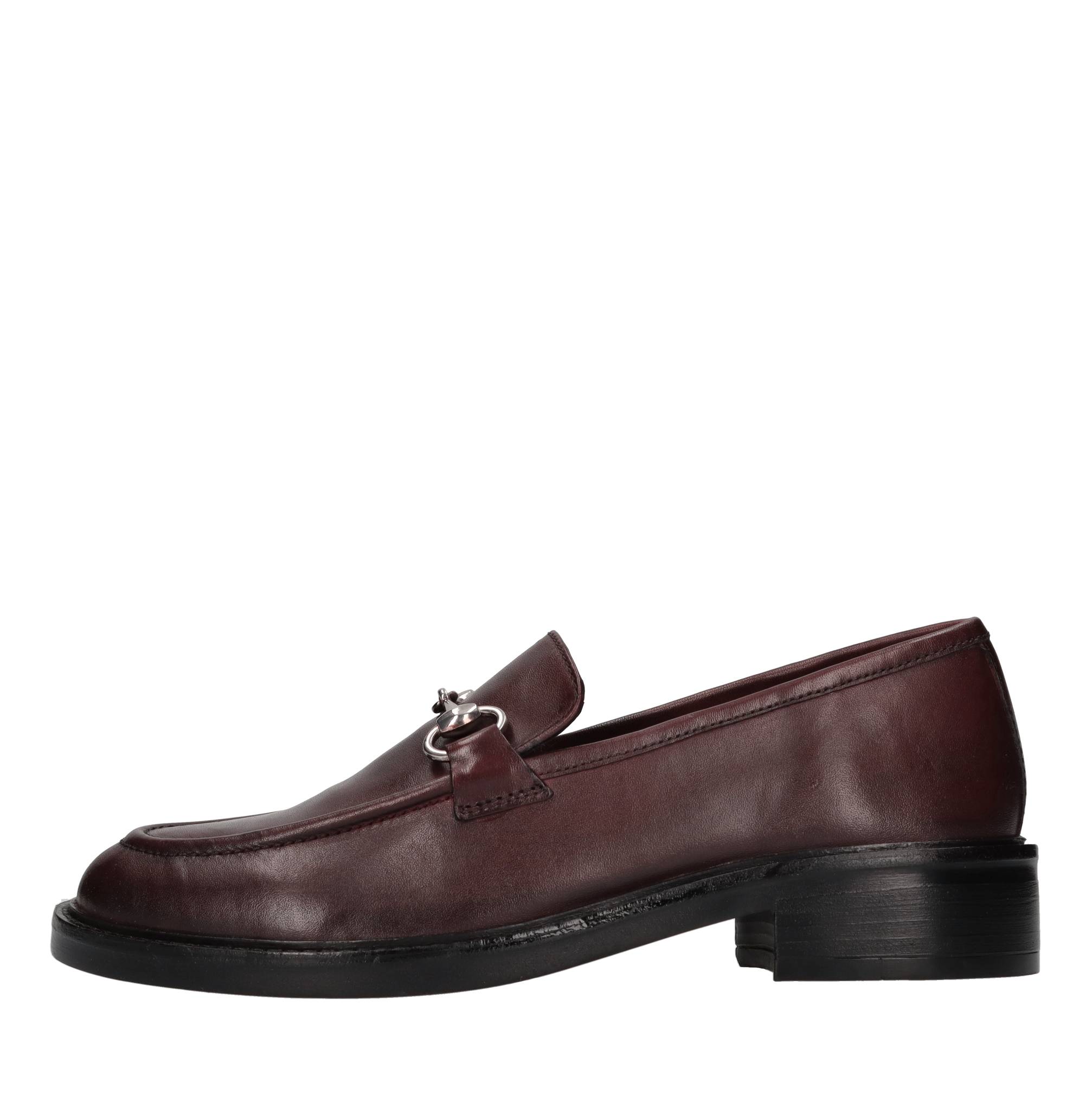 Emanuelle Vee Chaussure basse Bordeaux