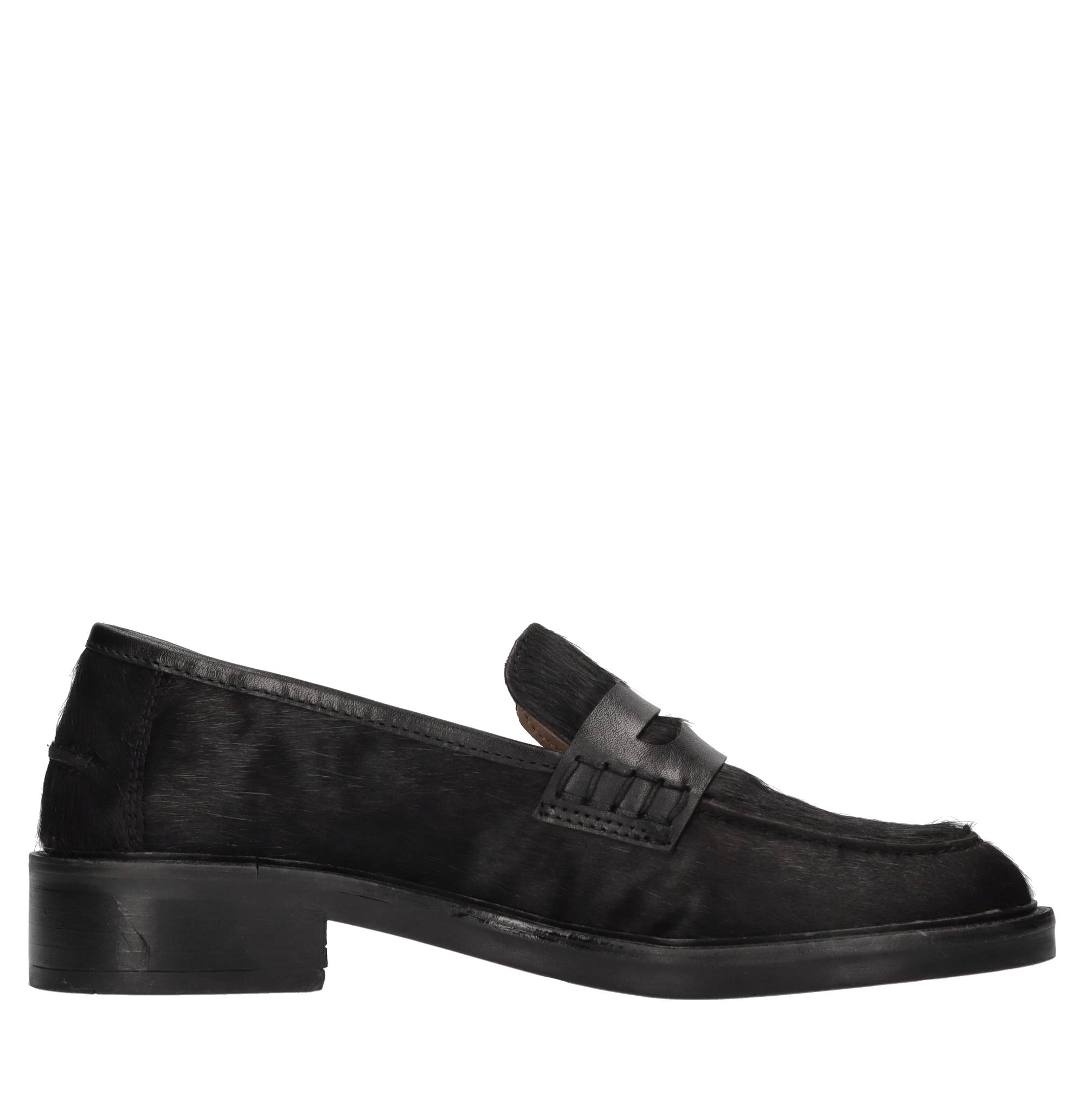 Emanuelle Vee Chaussures basses Noir