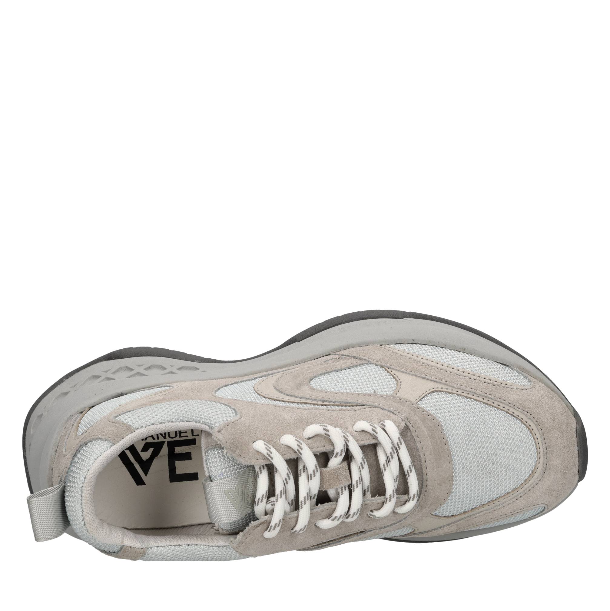 Emanuelle Vee Sneakers