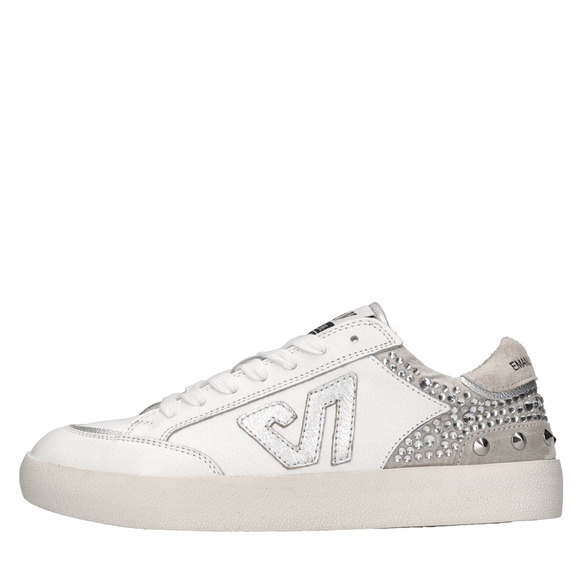 Emanuelle Vee Witte sneakers