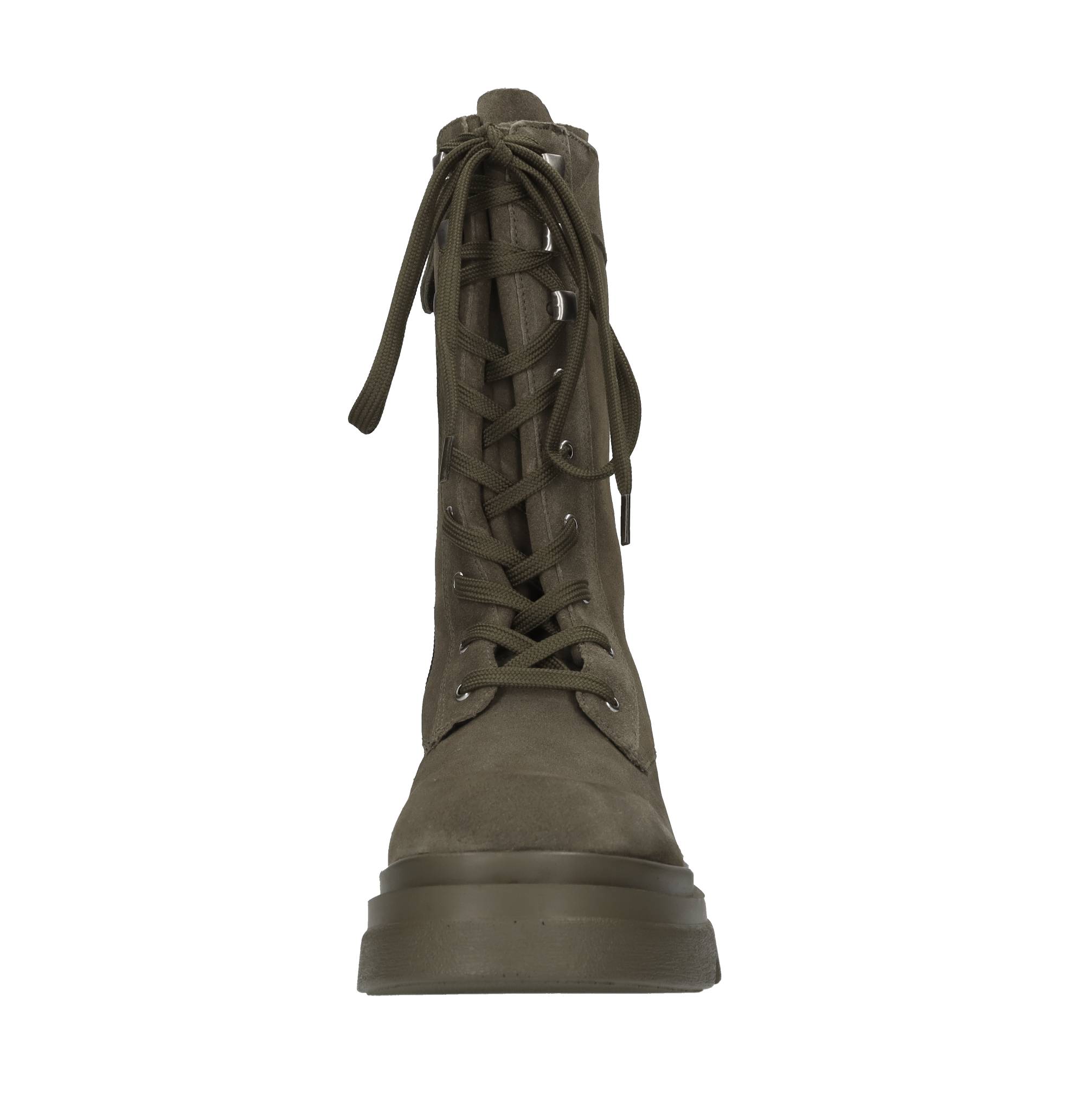 Emanuelle Vee Boots