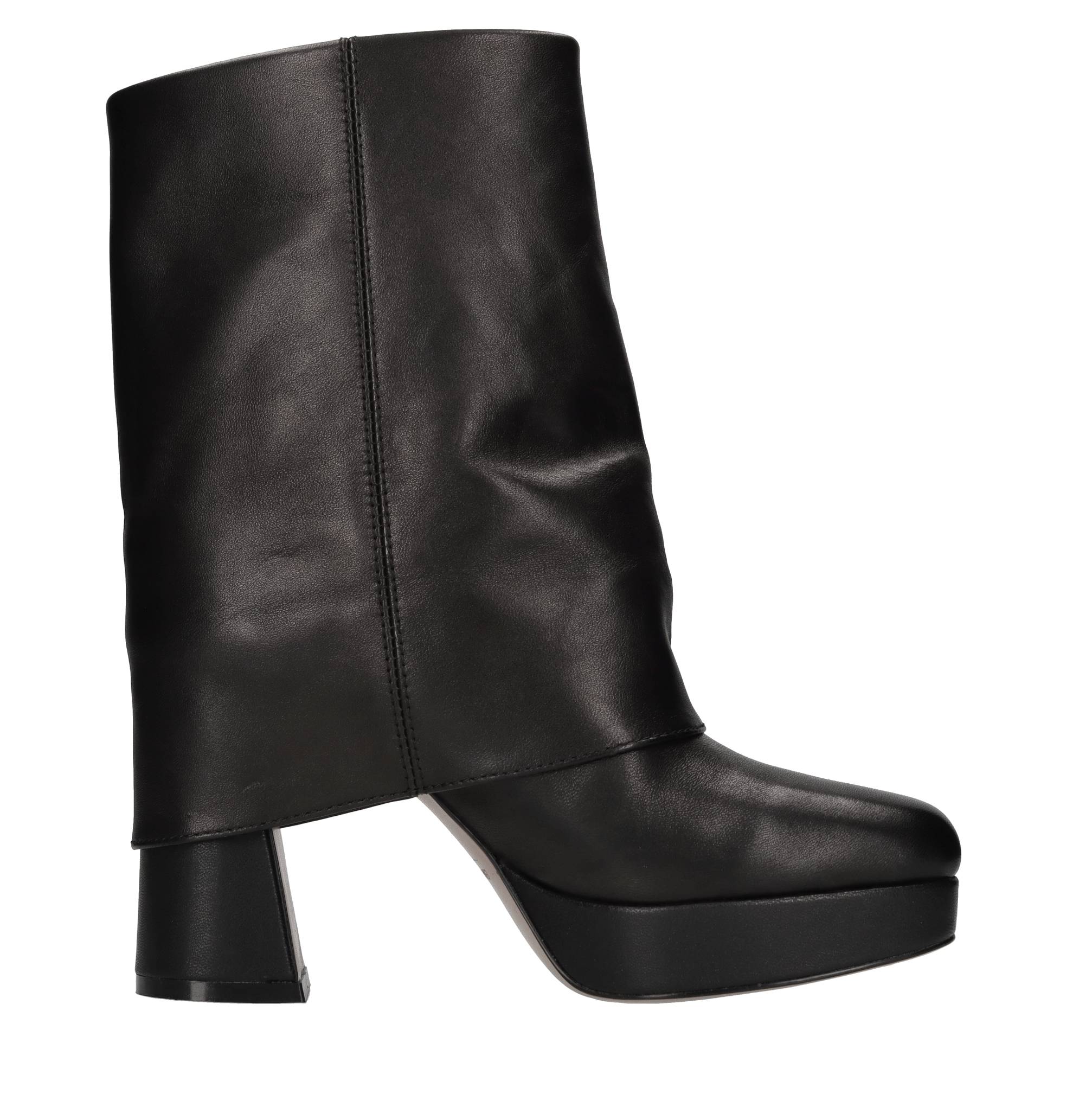 Emanuelle Vee Boots