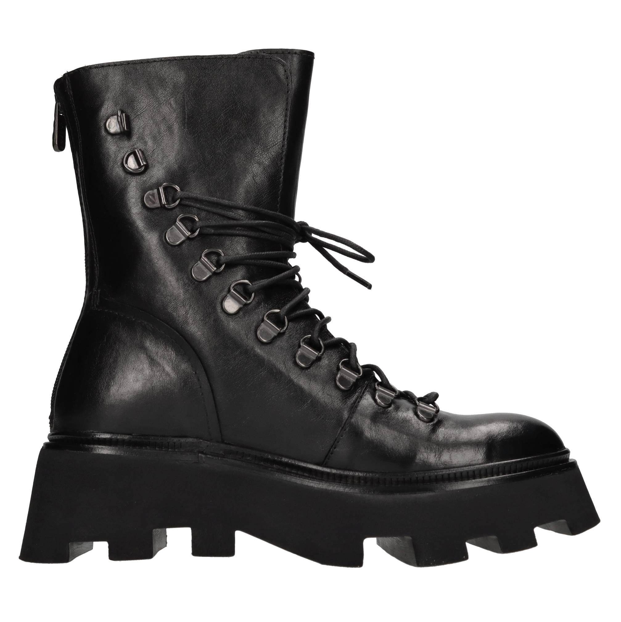 Hundred 100 Bottes noires