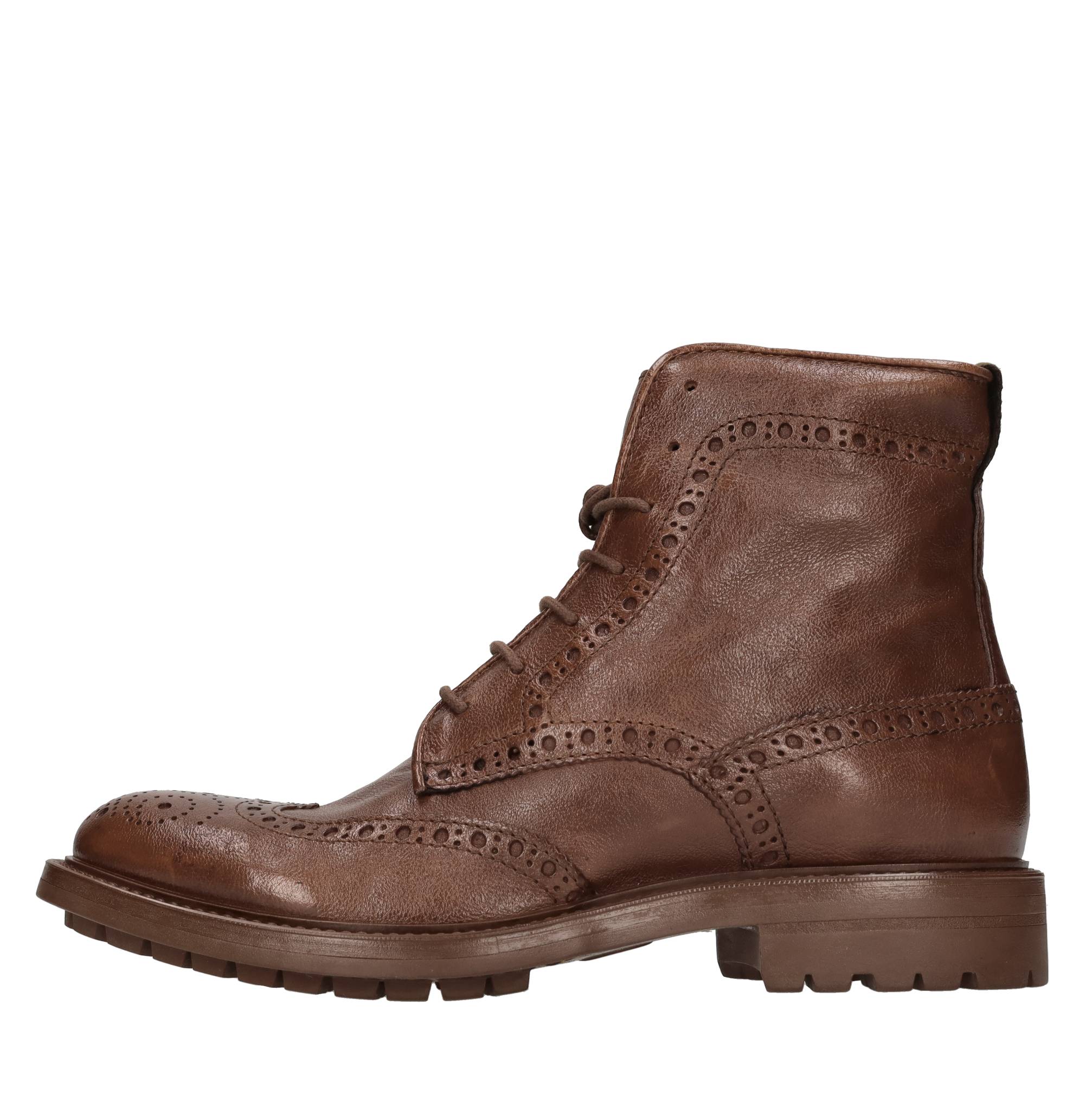 Hundred 100 Schwarze Stiefel
