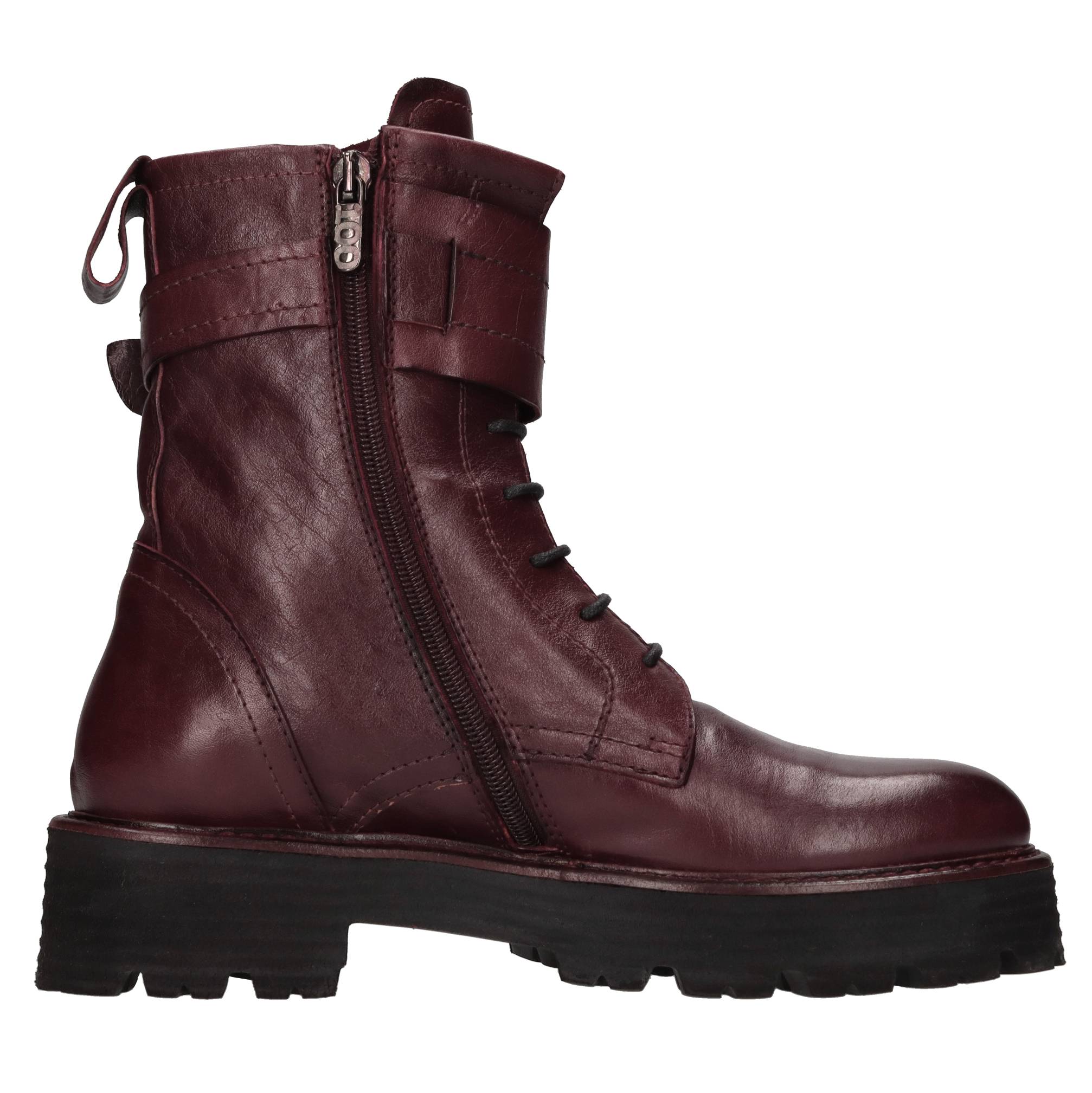 HUNDRED 100 Boots