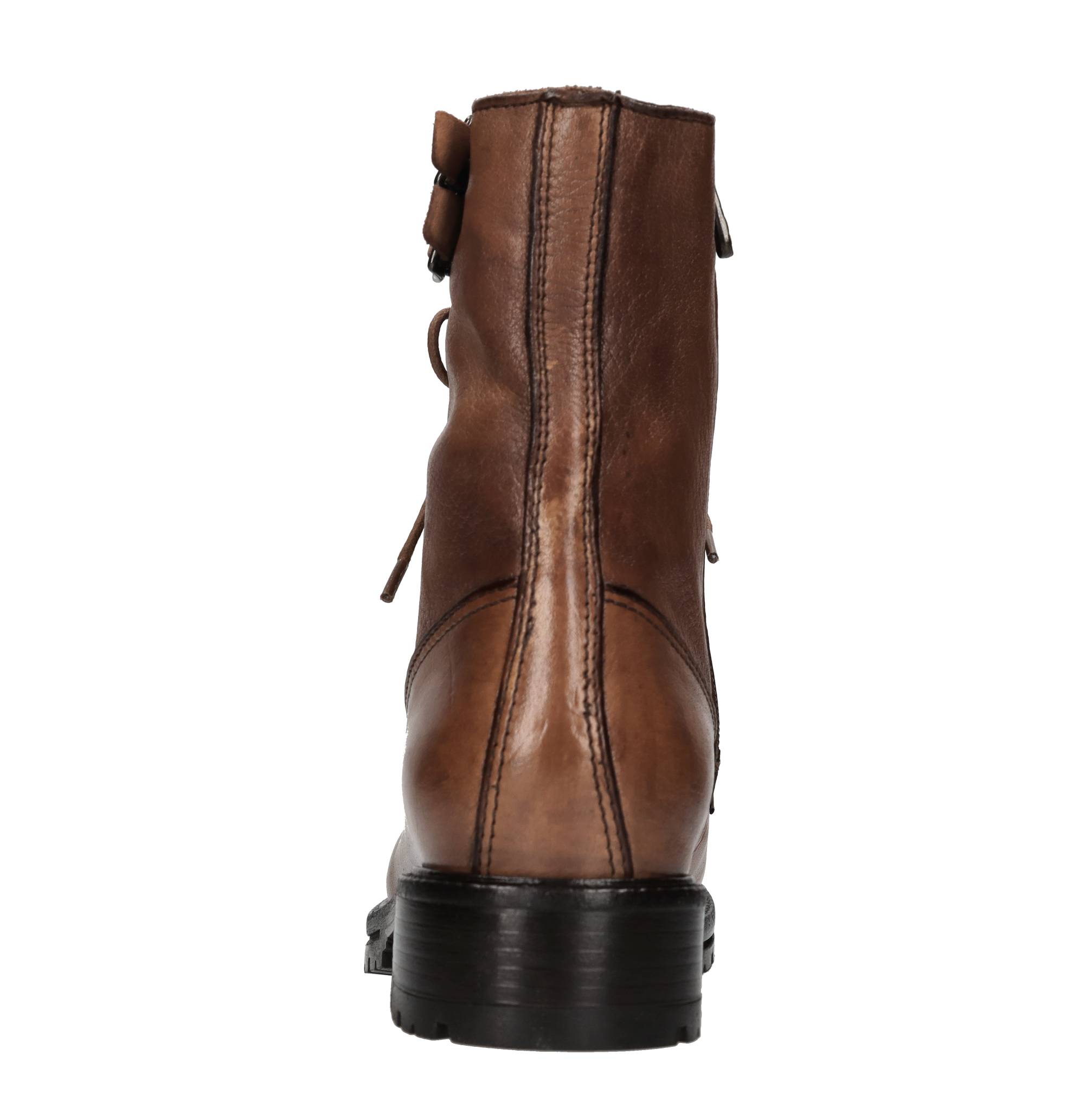 Hundred 100 Schwarze Stiefel