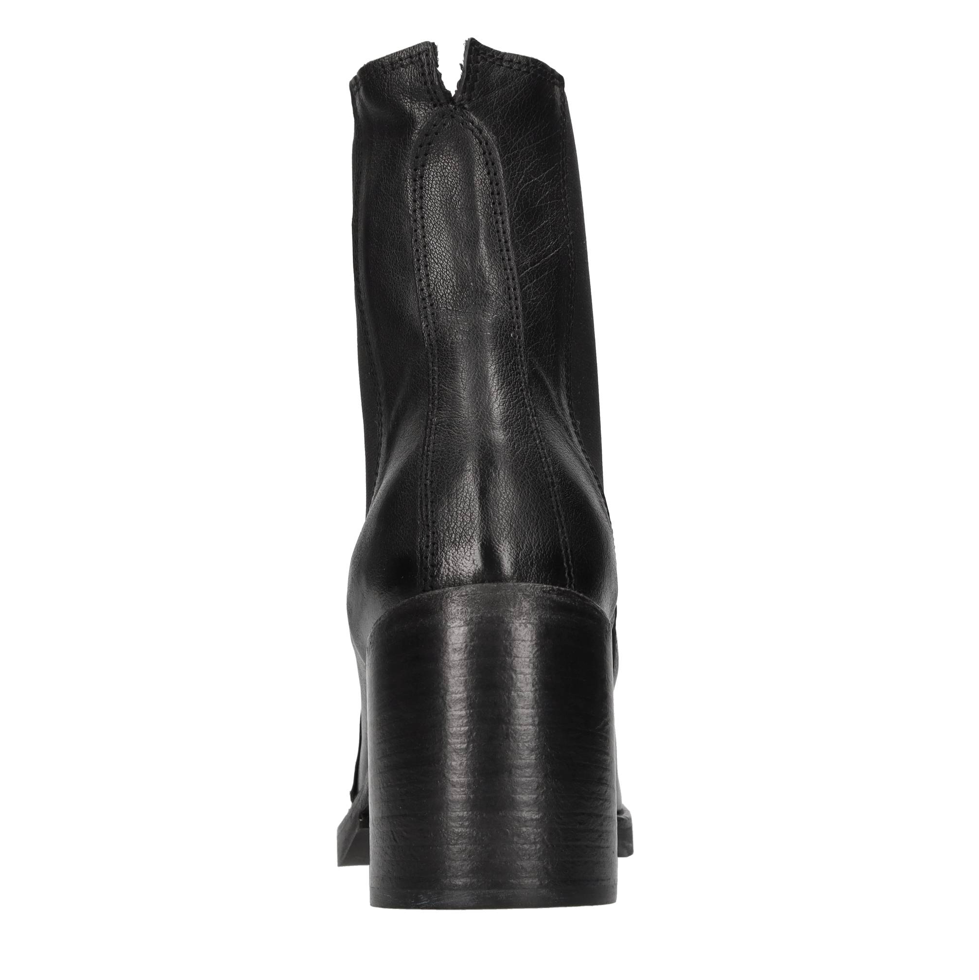 HUNDRED 100 Boots