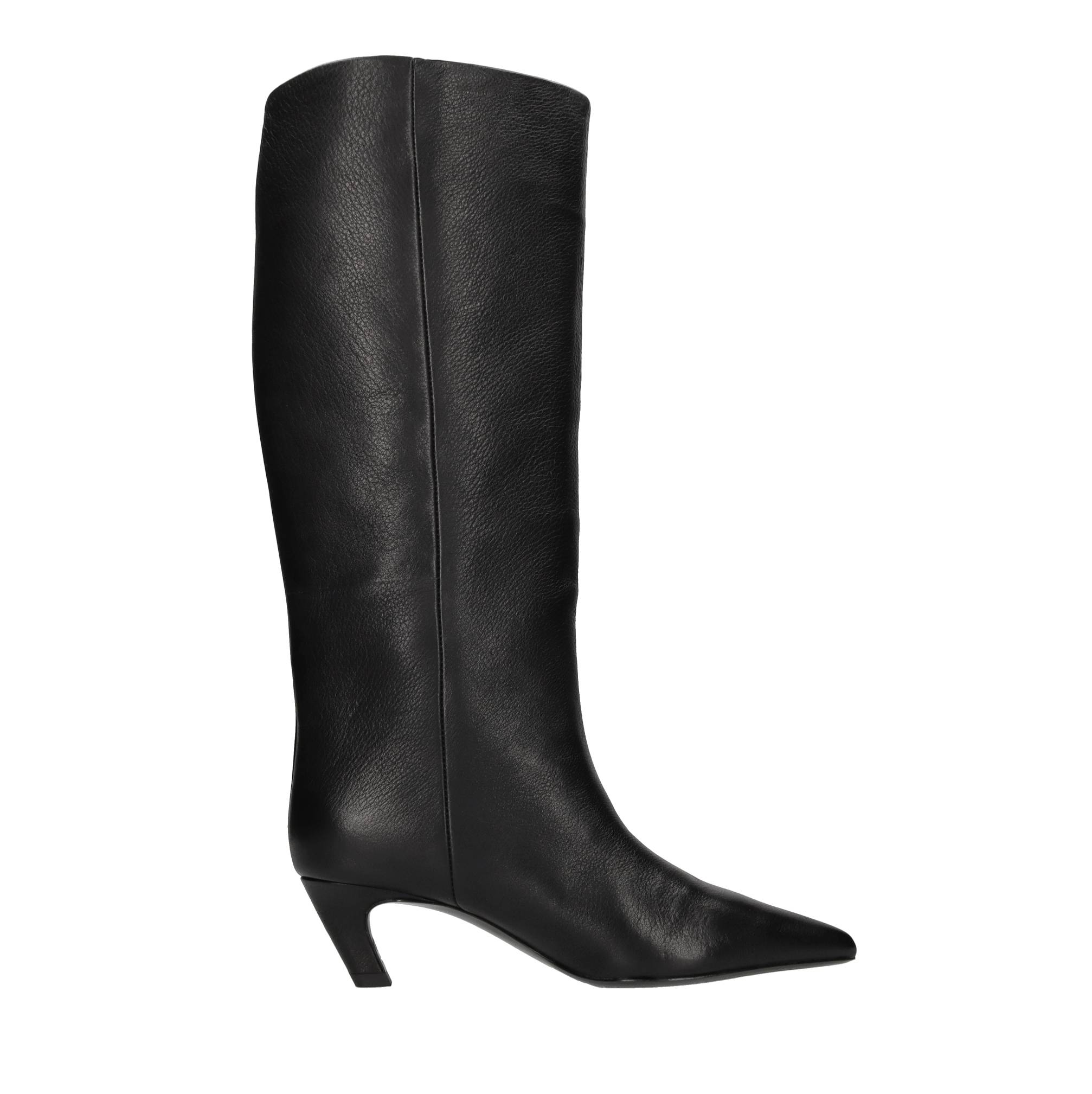 Ash Botas Negro