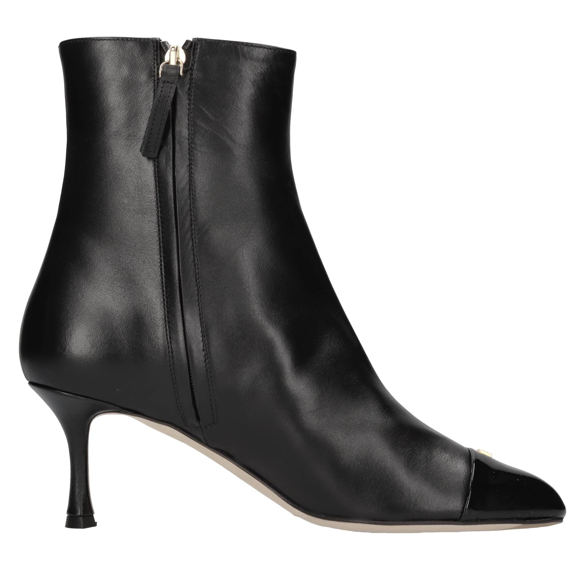 N°21 Botas Negro