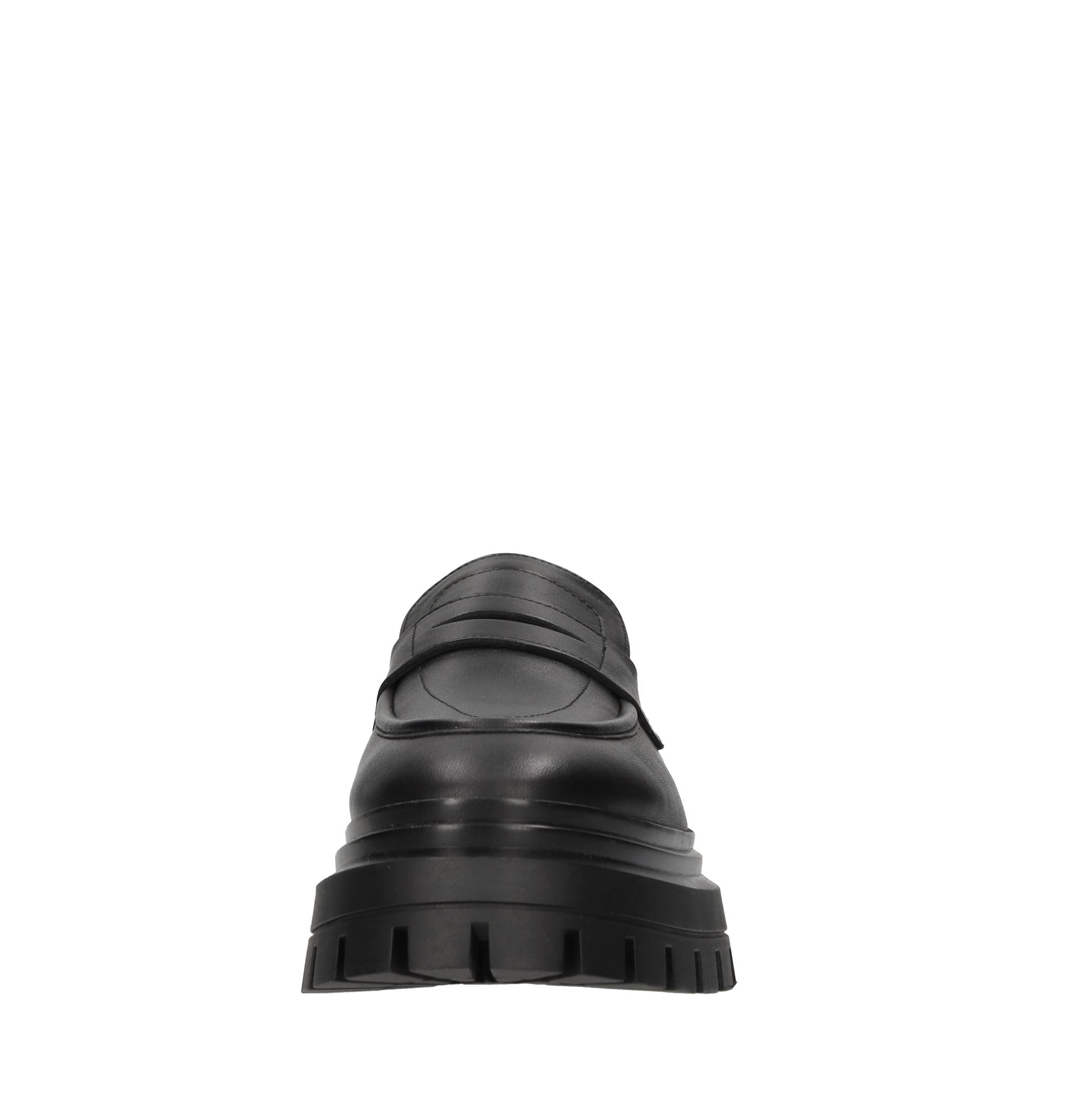 Stuart Weitzman Flat shoes