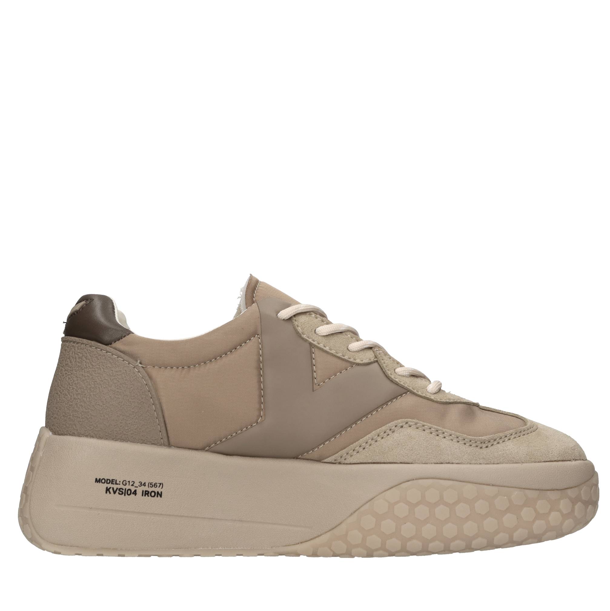 KEH NOO Sneakers