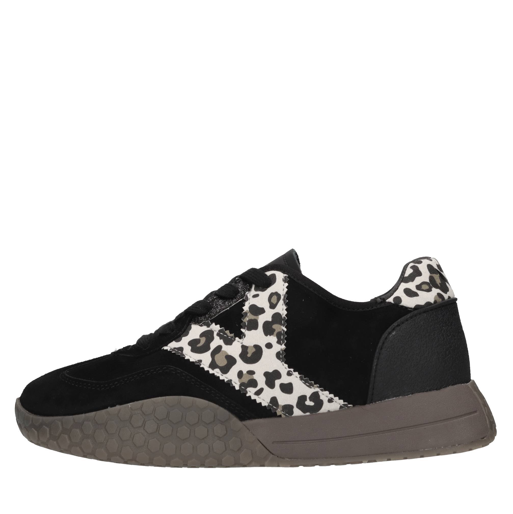 Keh Noo Schwarze Sneaker