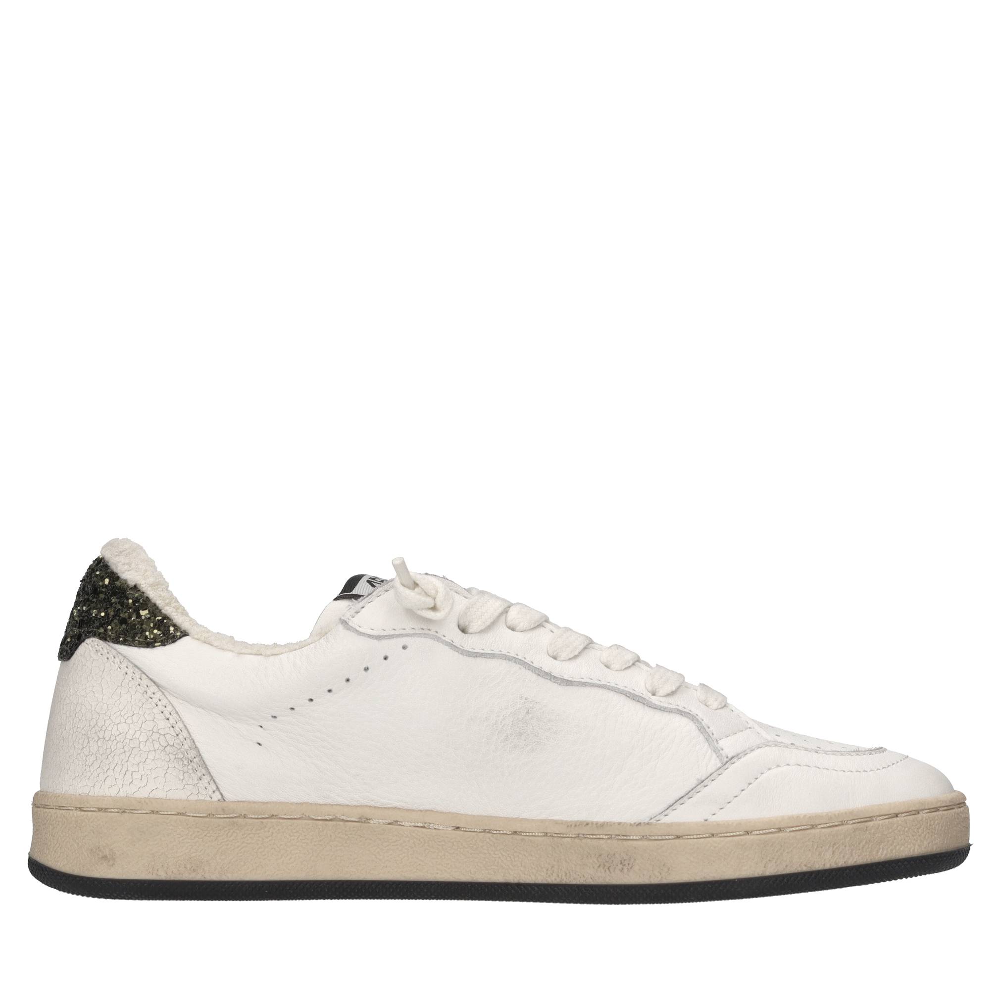 4B12 Sneakers