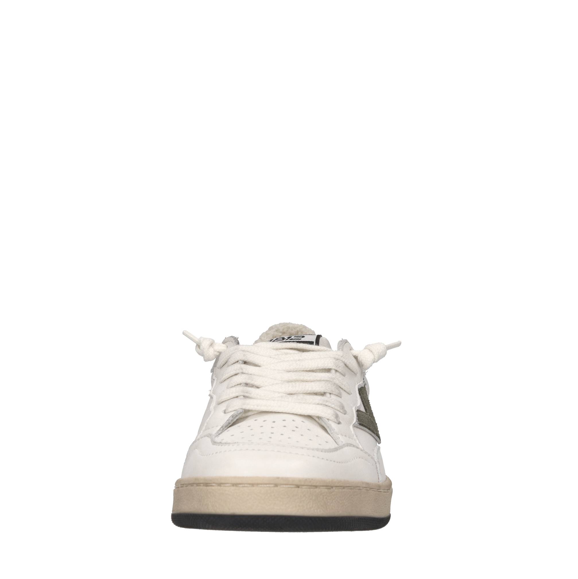 4B12 Sneakers