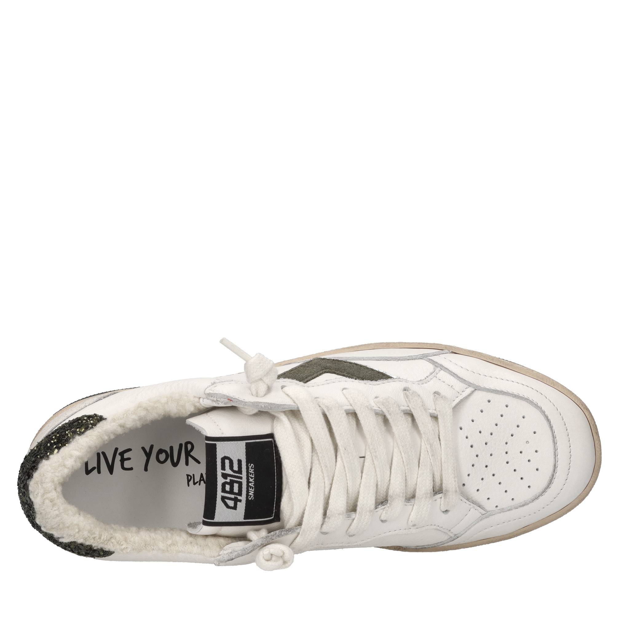 4B12 Sneakers