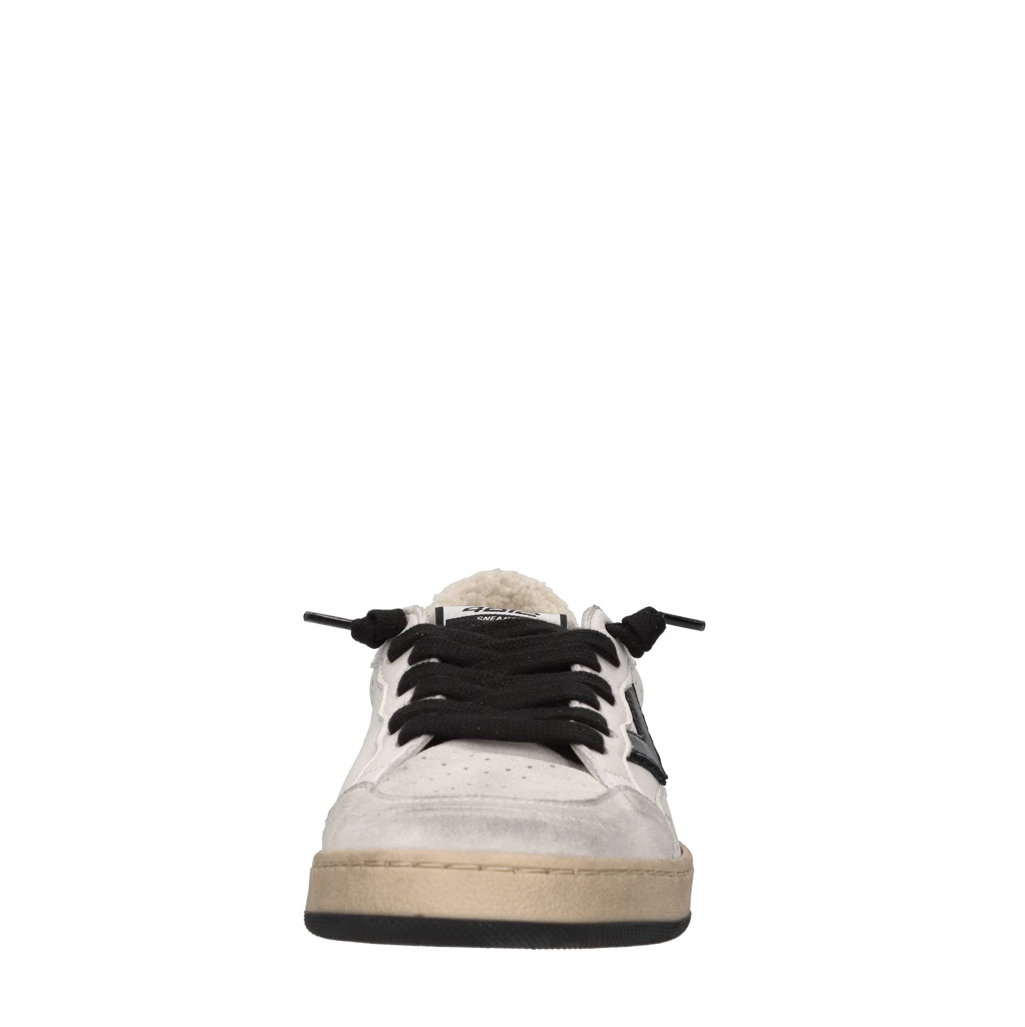 4b12 Witte sneakers