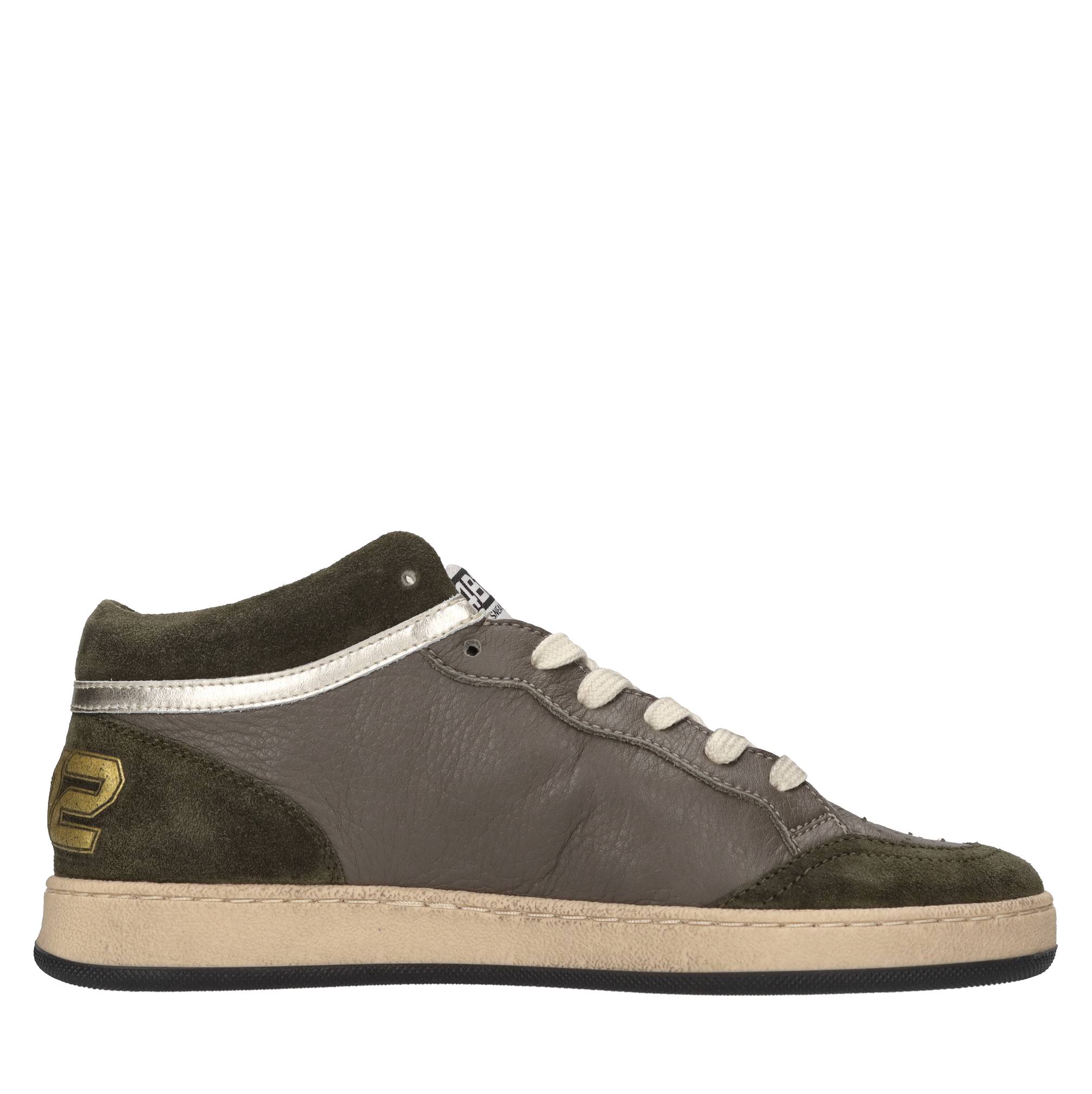 4B12 Sneakers