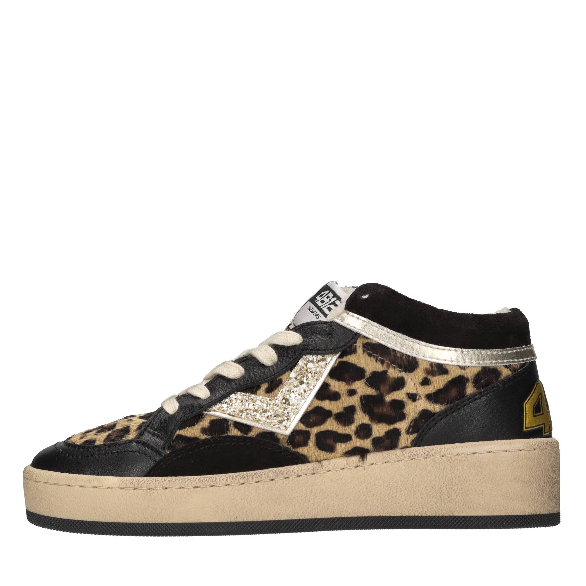 4b12 Baskets pour animaux