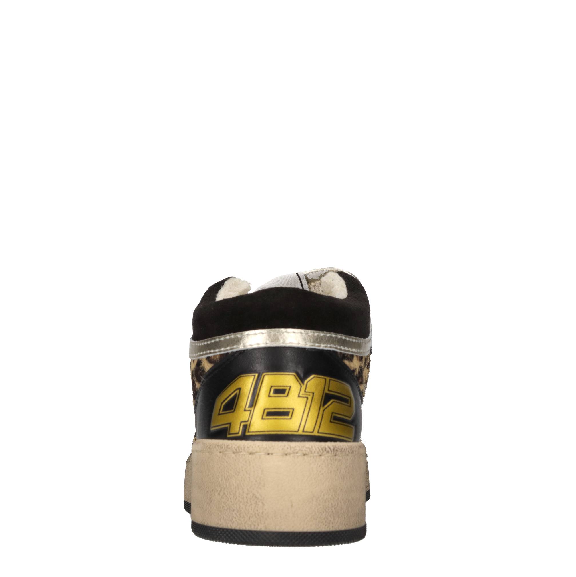 4b12 Baskets pour animaux