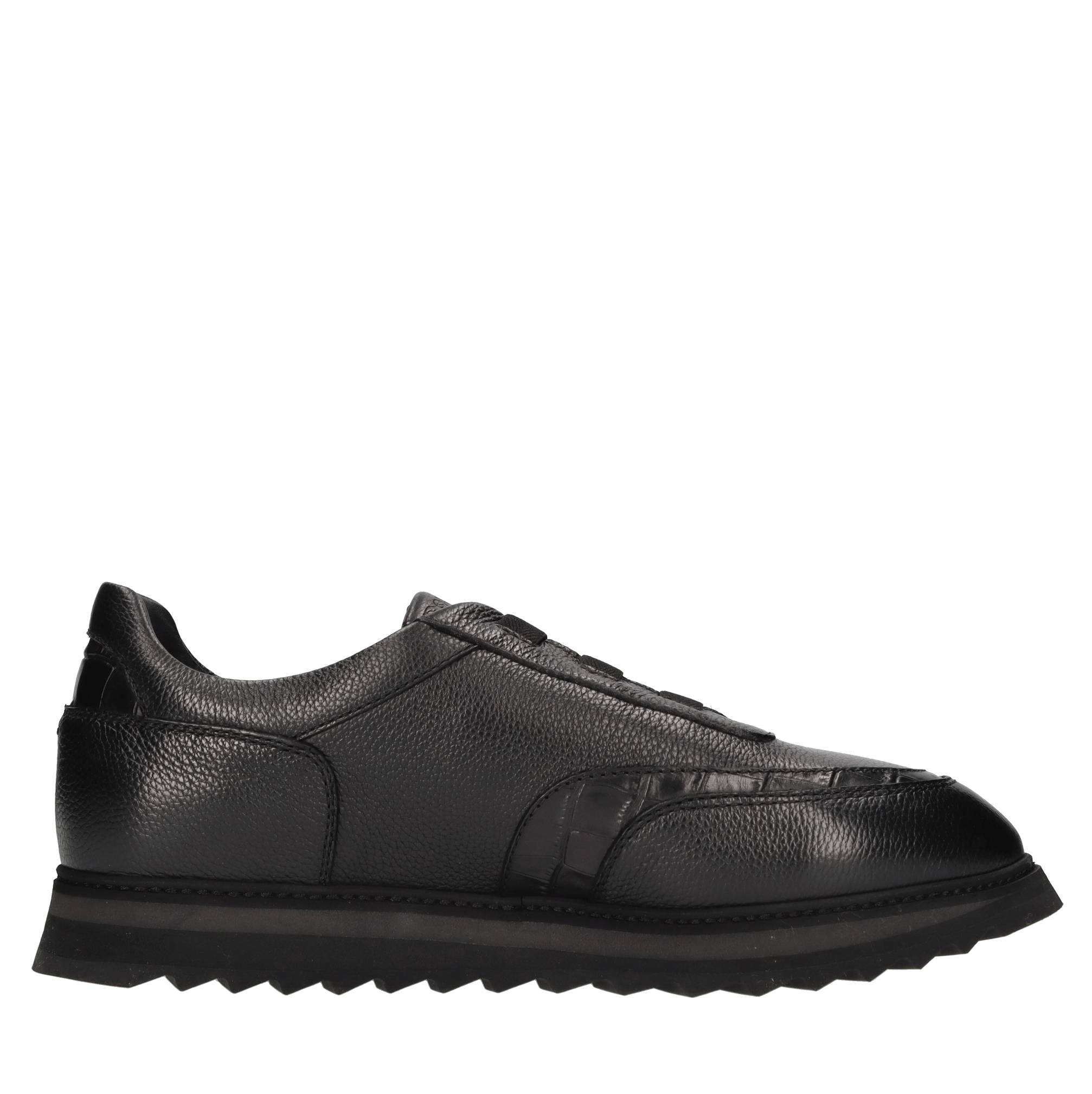 Doucal's Sneakers