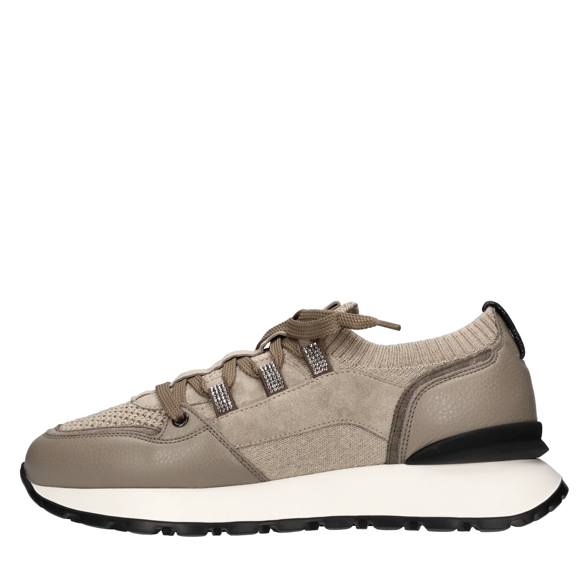 Doucal's Baskets beige