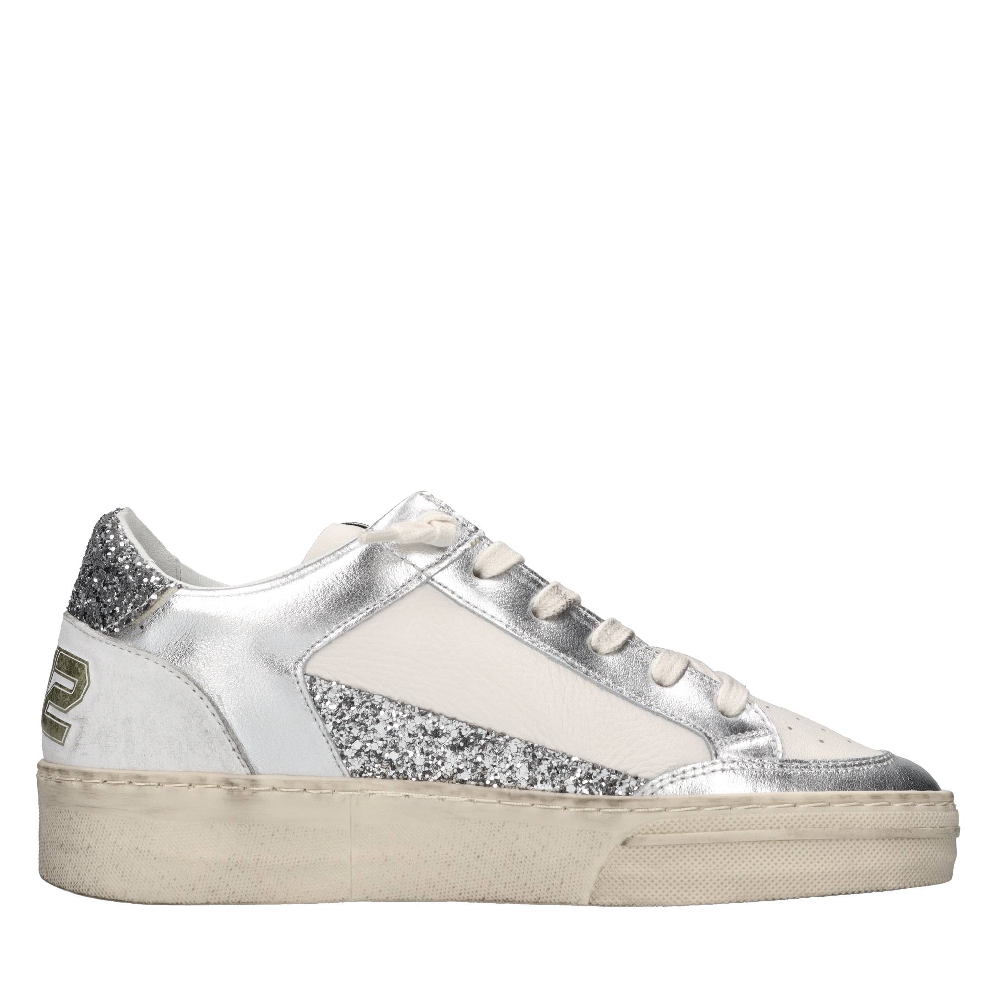 4B12 Sneakers