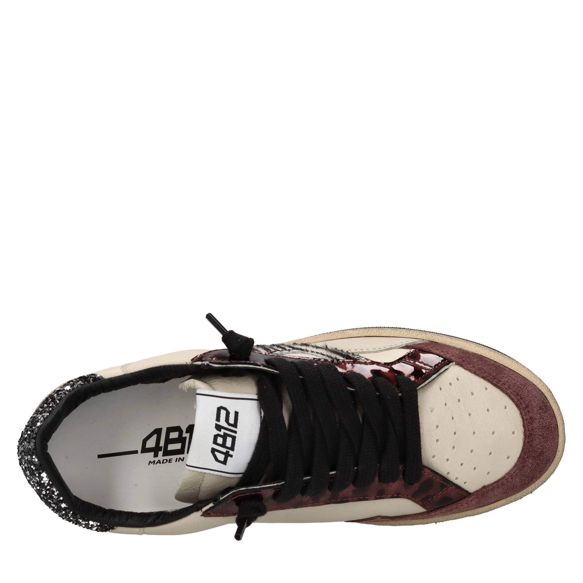 4B12 Sneakers