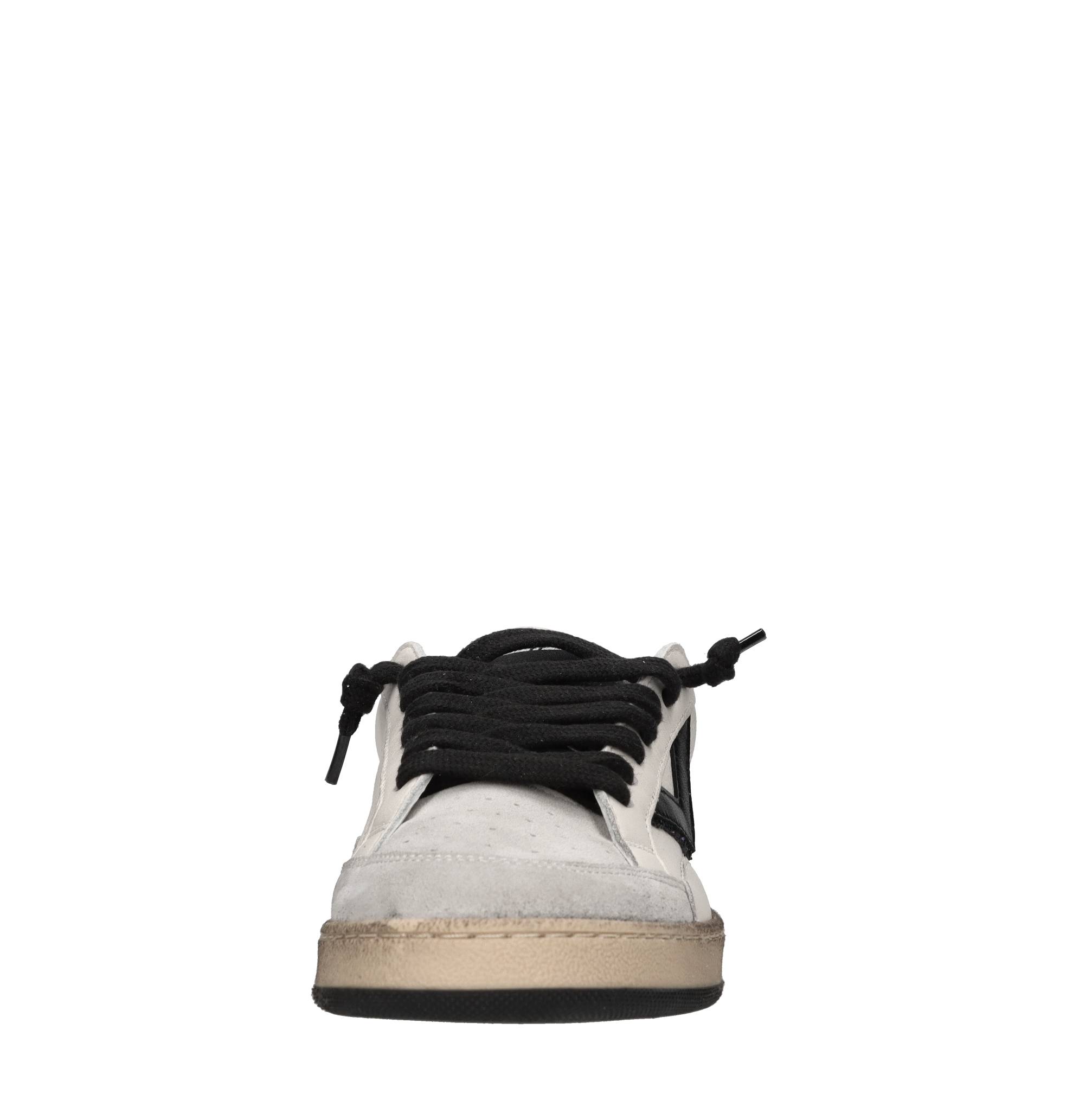 4B12 Sneakers