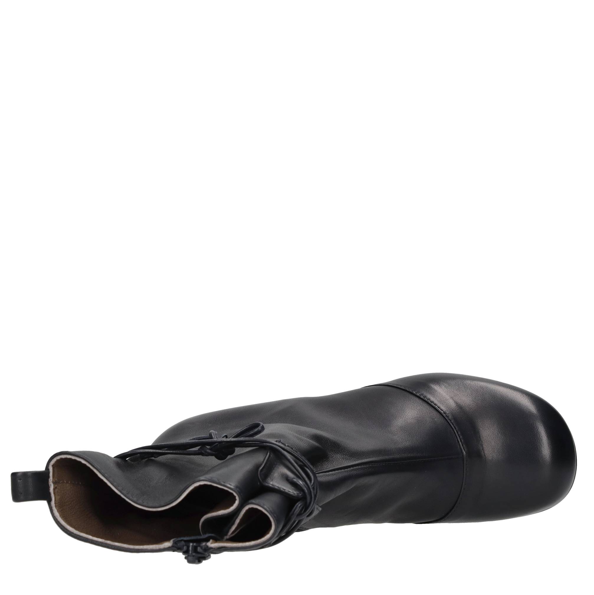 Lorena Paggi Botas azules