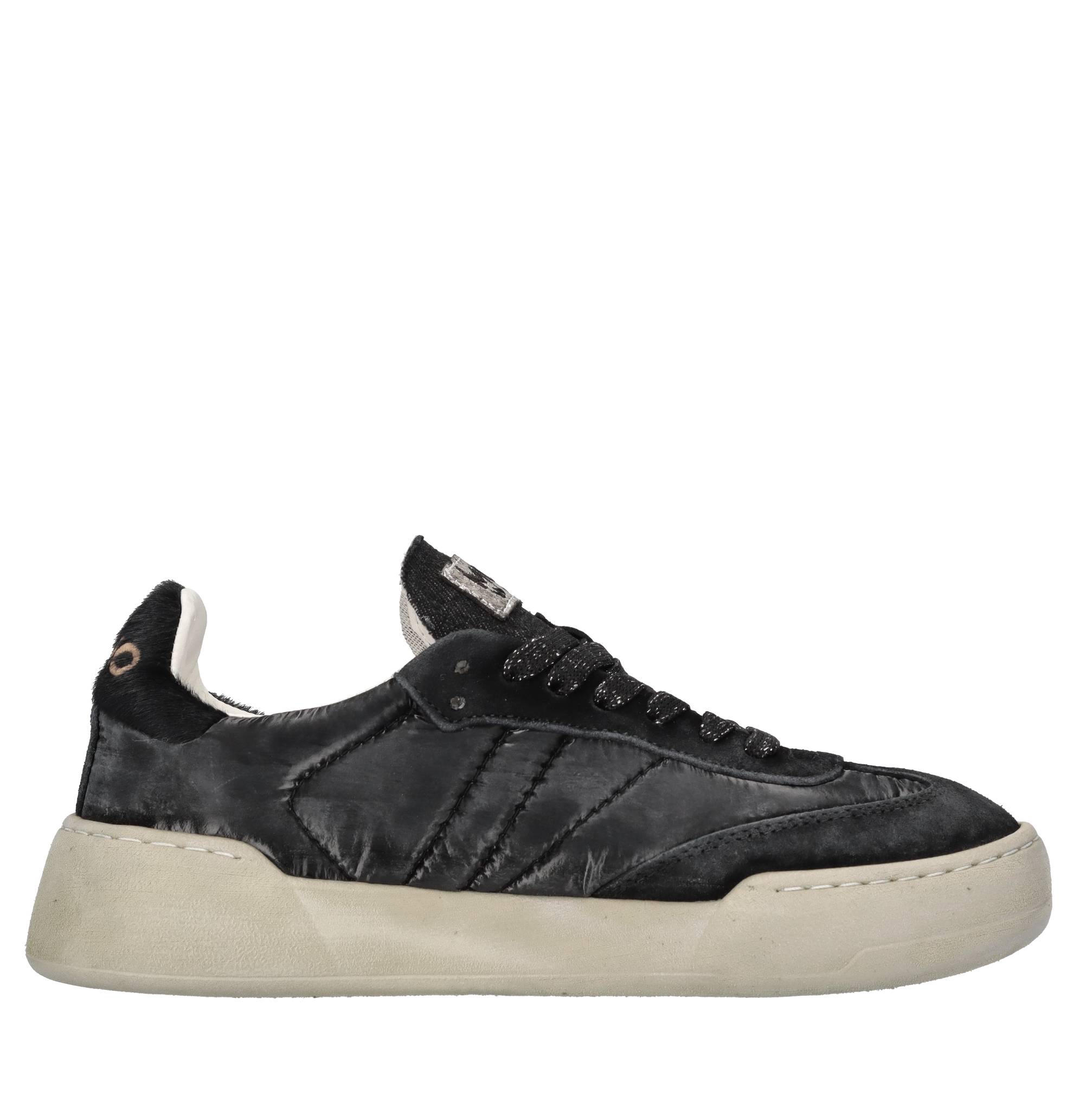 Monoway Black Sneakers