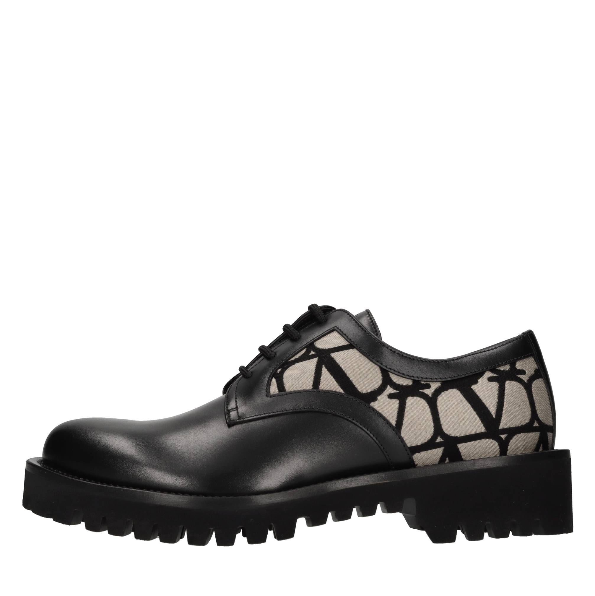 Valentino Garavani Flat shoes